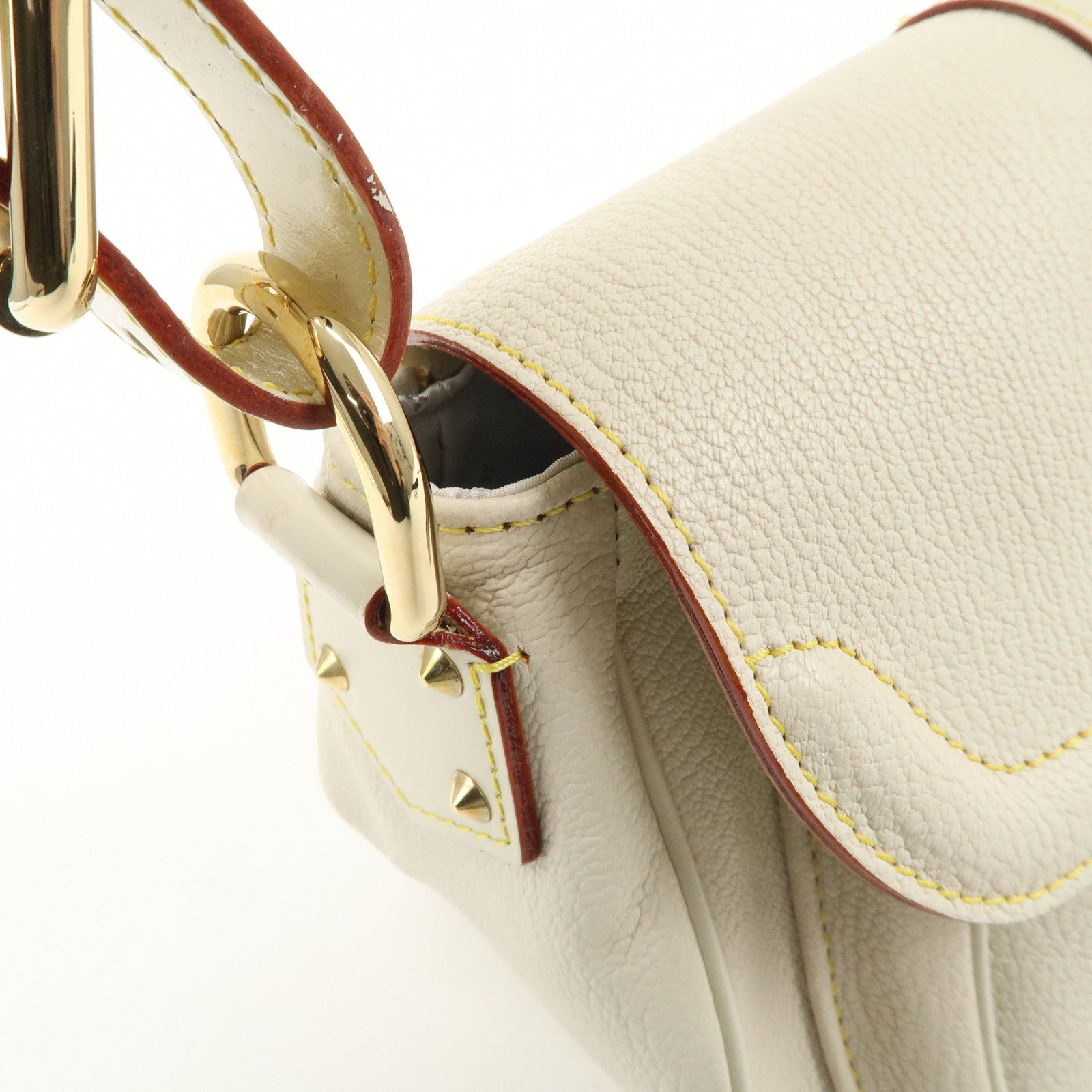 Louis Vuitton Suhali Leather Confidence Shoulder Bag Blanc M91782 Used