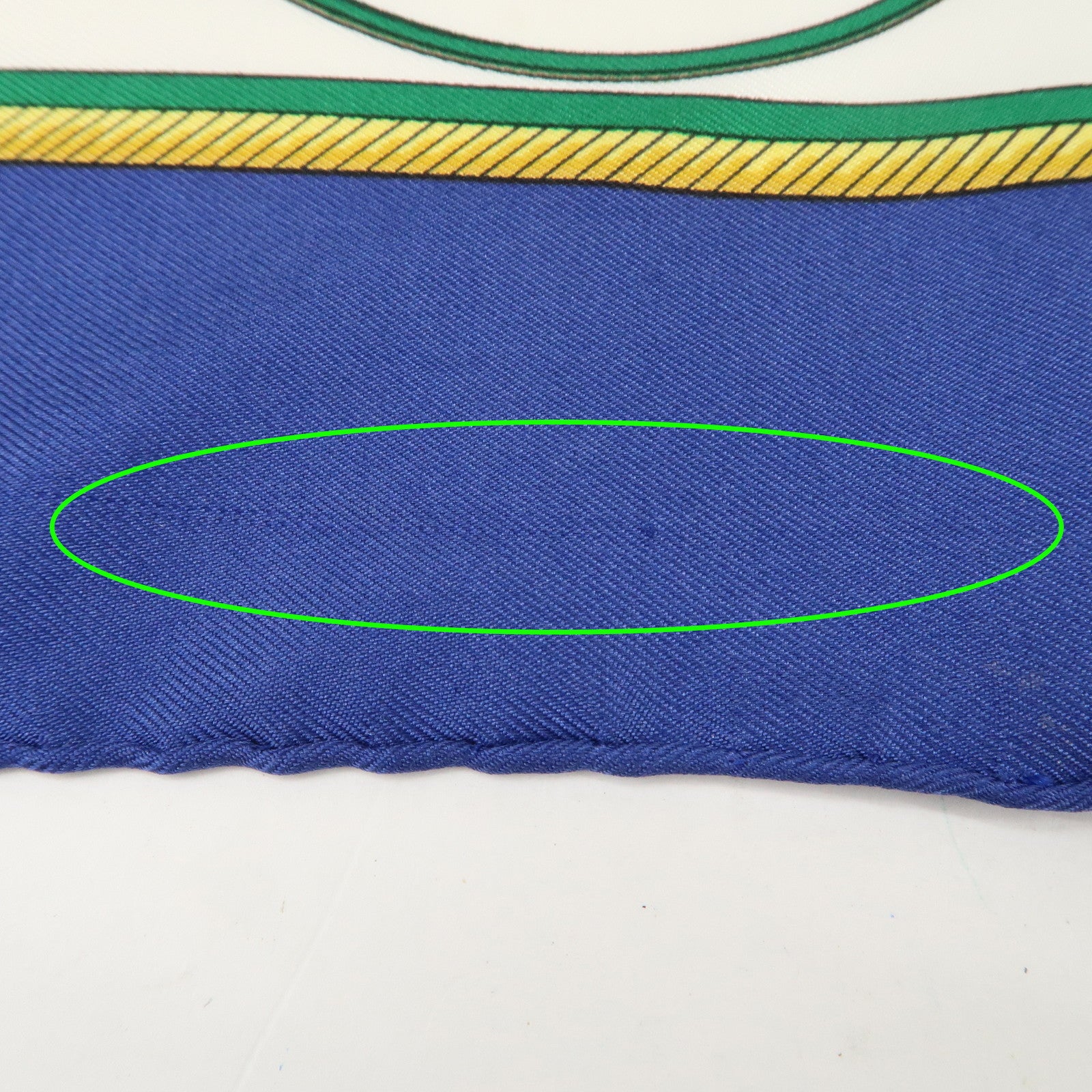 HERMES Carre 90 Silk 100%  LES VOITURES A TRANSFORMATION