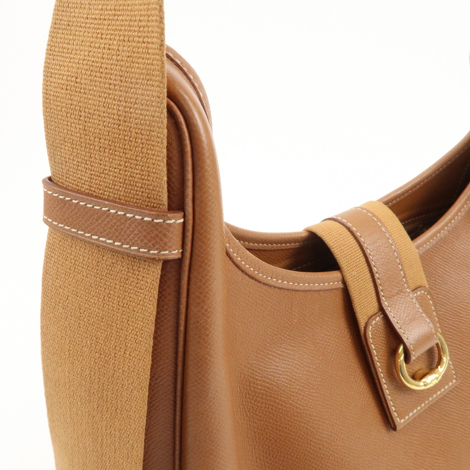 HERMES Sac Courchevel Leather Shoulder Bag A Stamped Gold