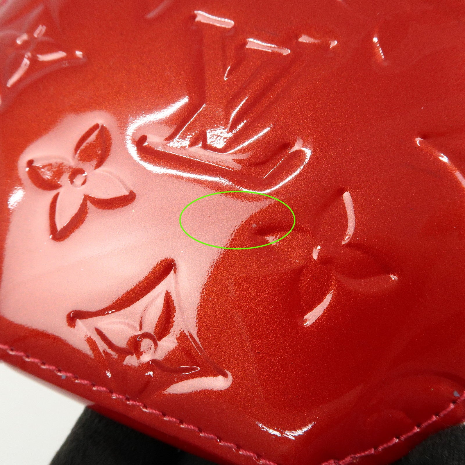 Louis Vuitton Monogram Vernis Leather Portemonnaie Lapin Coin Case