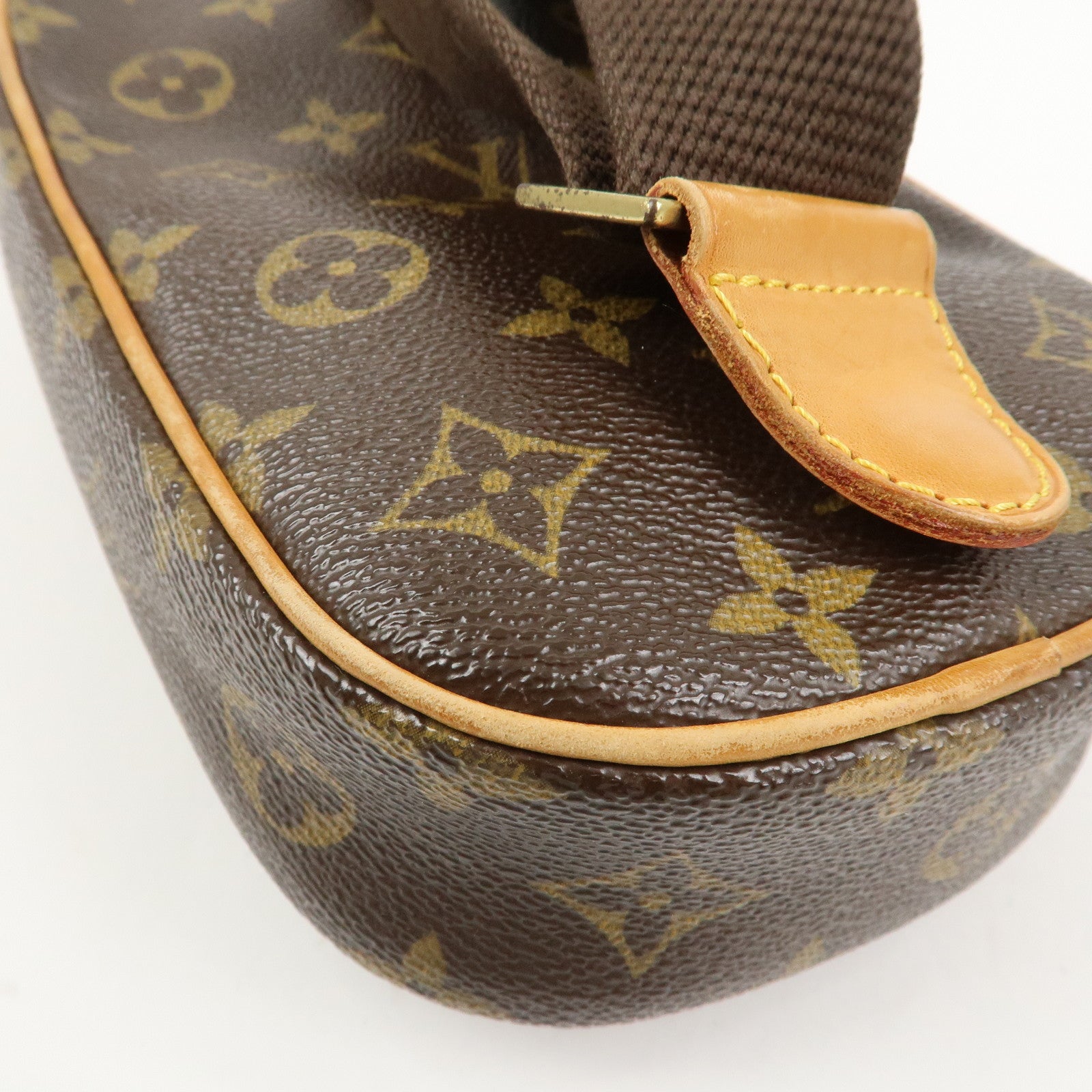 Louis Vuitton Monogram Pochette Gange Cross Body Bag M51870