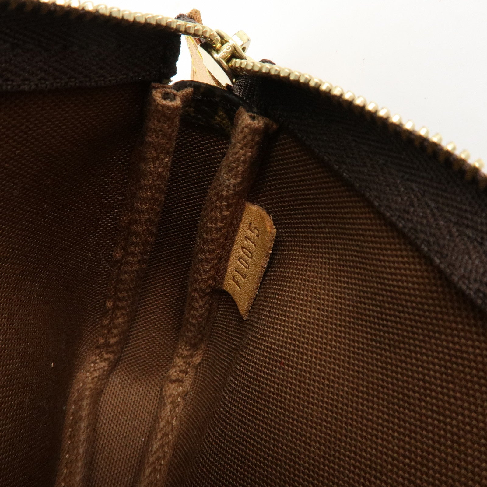 Louis Vuitton Monogram Mini Pochette Accessoires Hand Bag M58009