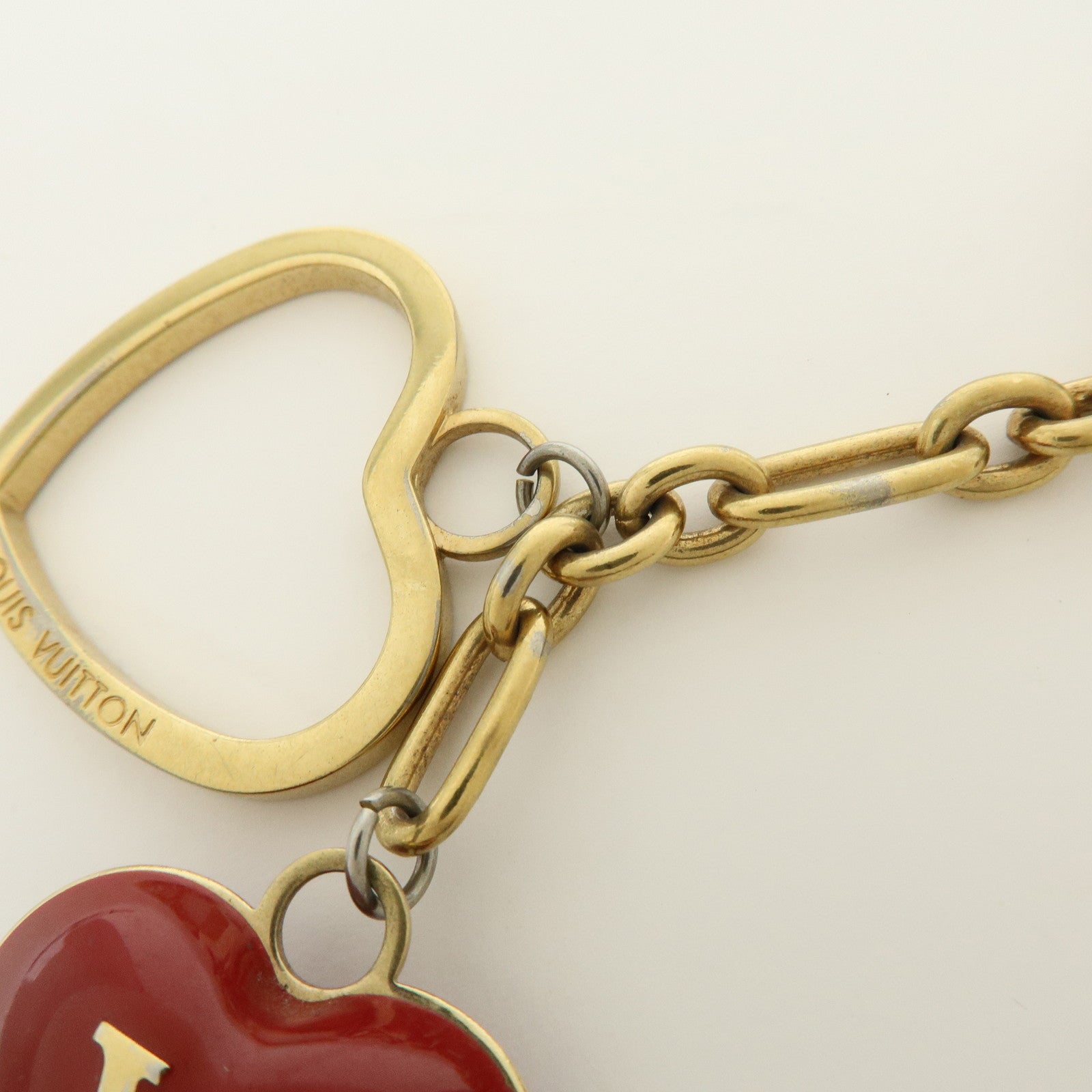 Louis Vuitton Bijoux Sac Coeur Pomme d'Amour Heart Bag Charm M65758