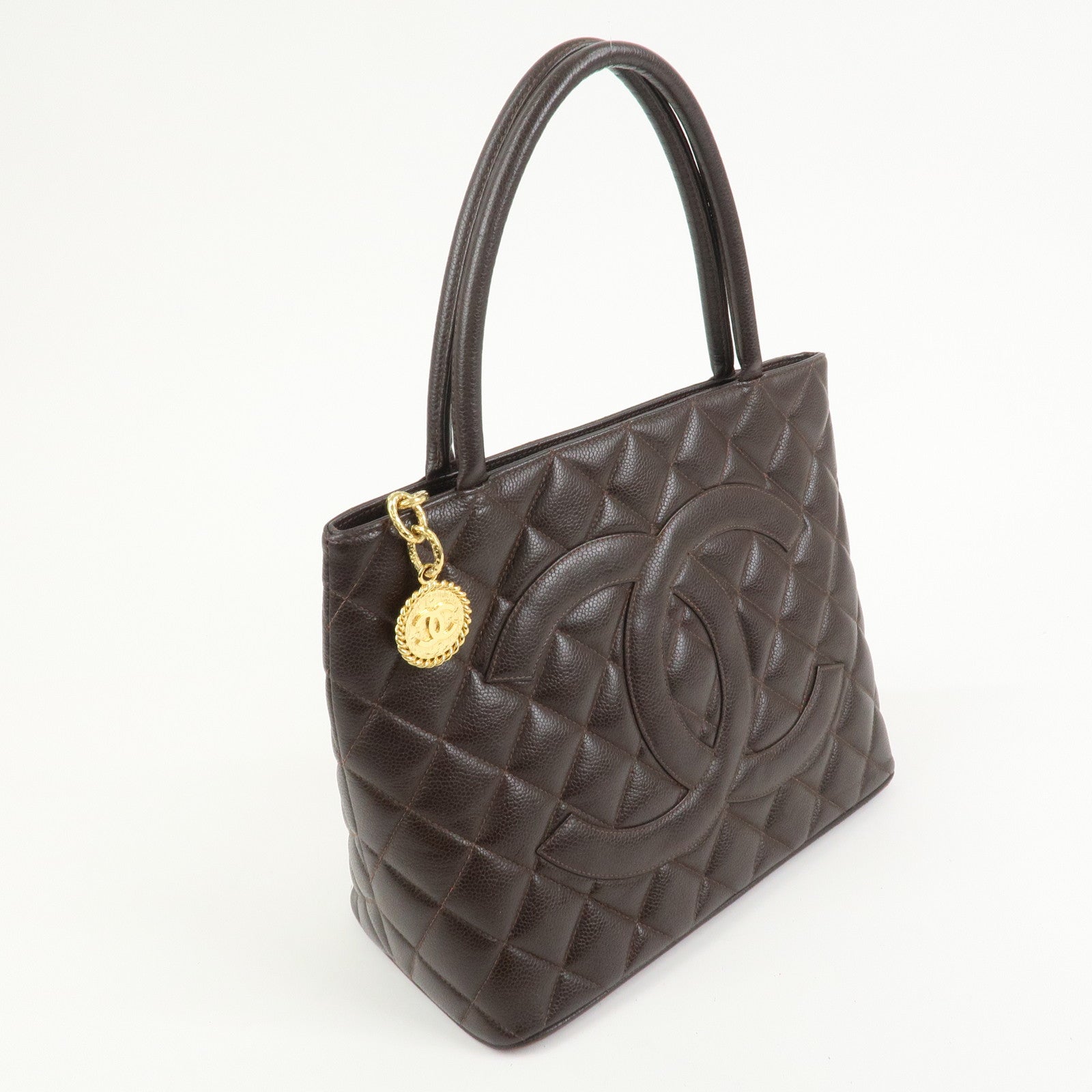 CHANEL Matelasse Caviarskin Medallion Tote Bag Hand Bag A01804