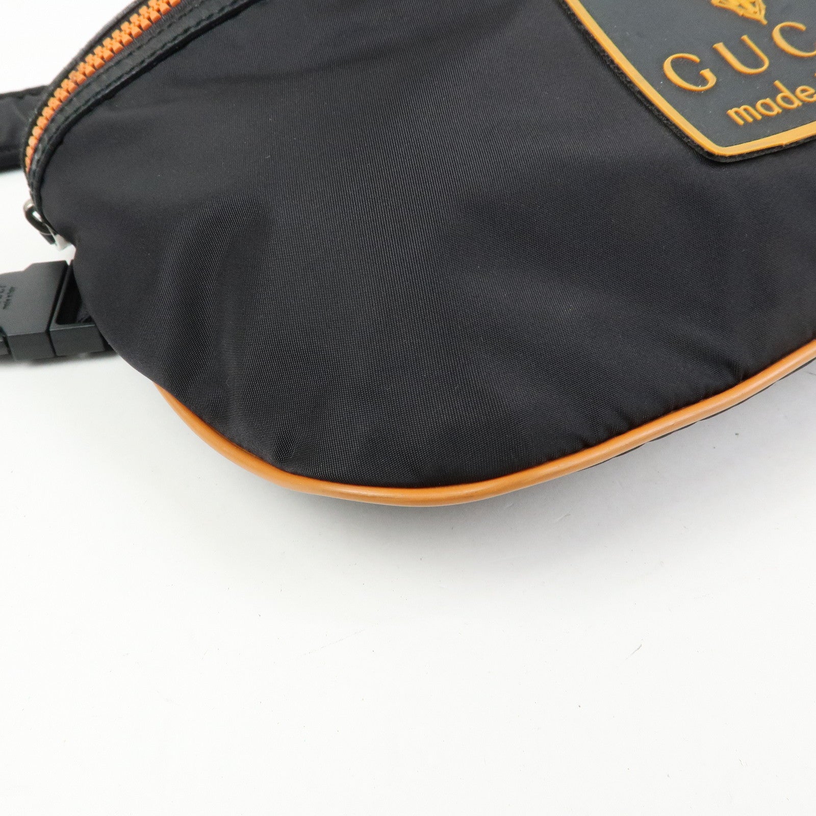 GUCCI Logo Nylon Rubber Waist Pouch Body Bag Black 211128