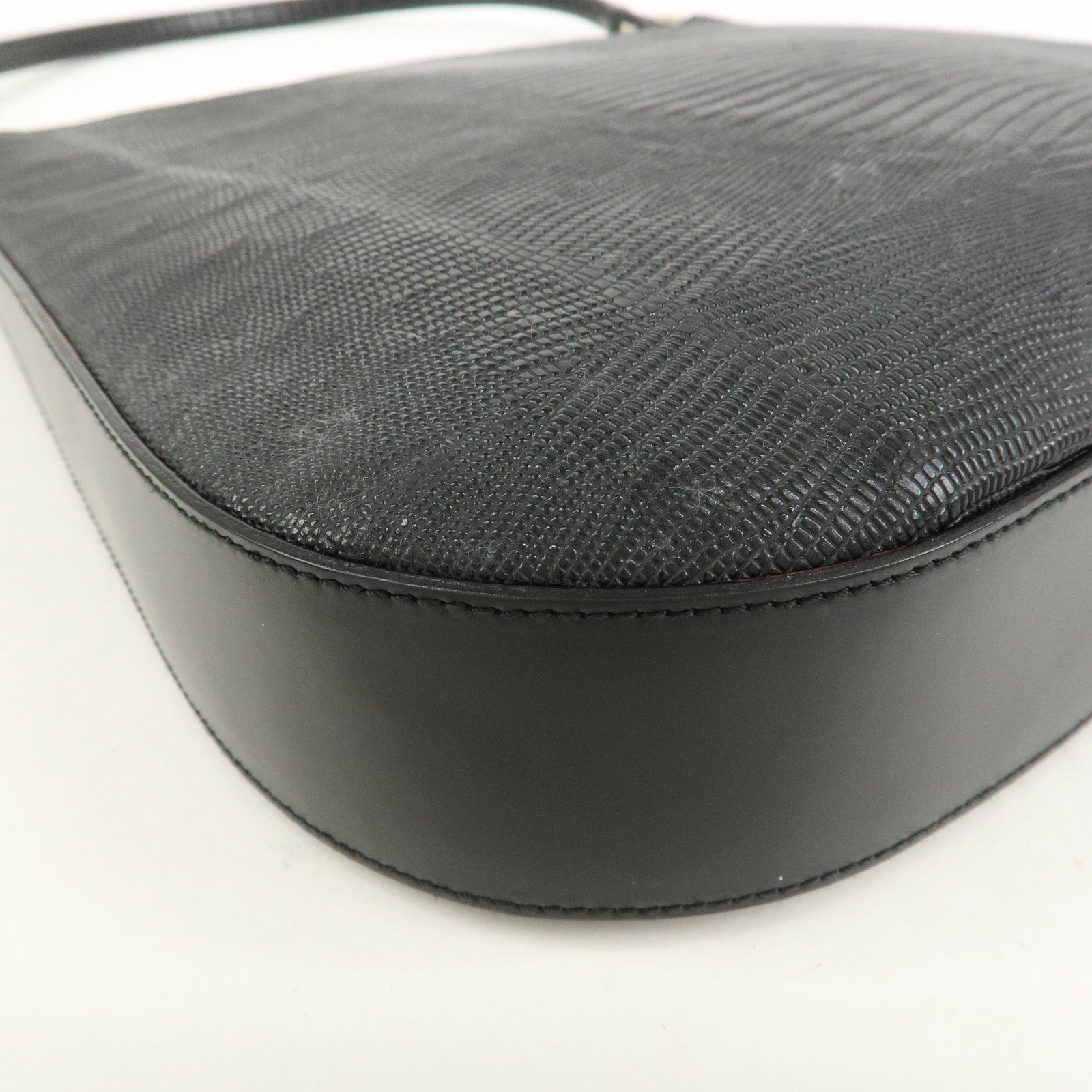 Ferragamo Embossed Leather Shoulder Bag Hand Bag Black