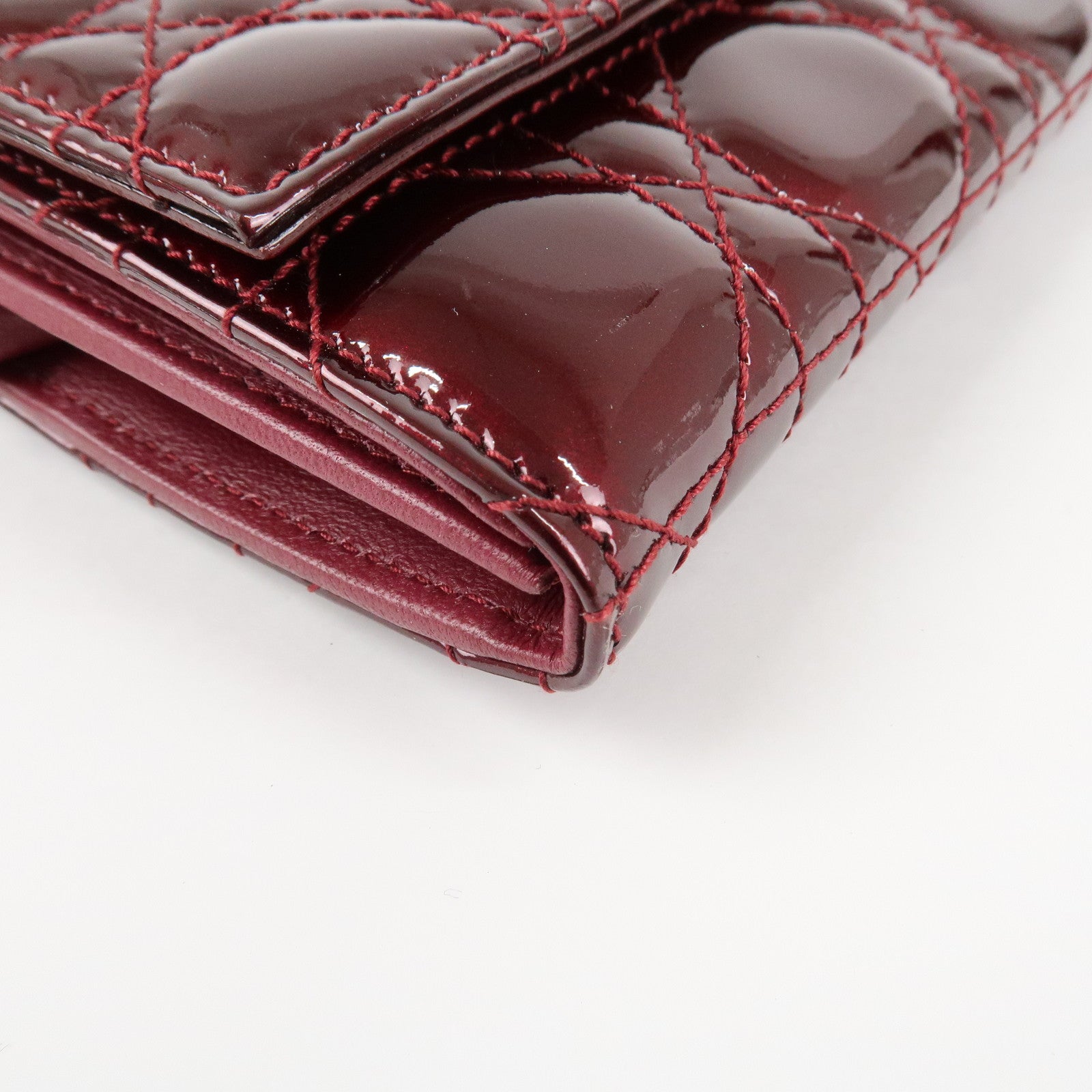 Christian Dior Lady Dior Cannage Patent Leather Chain Wallet Bordeaux Used