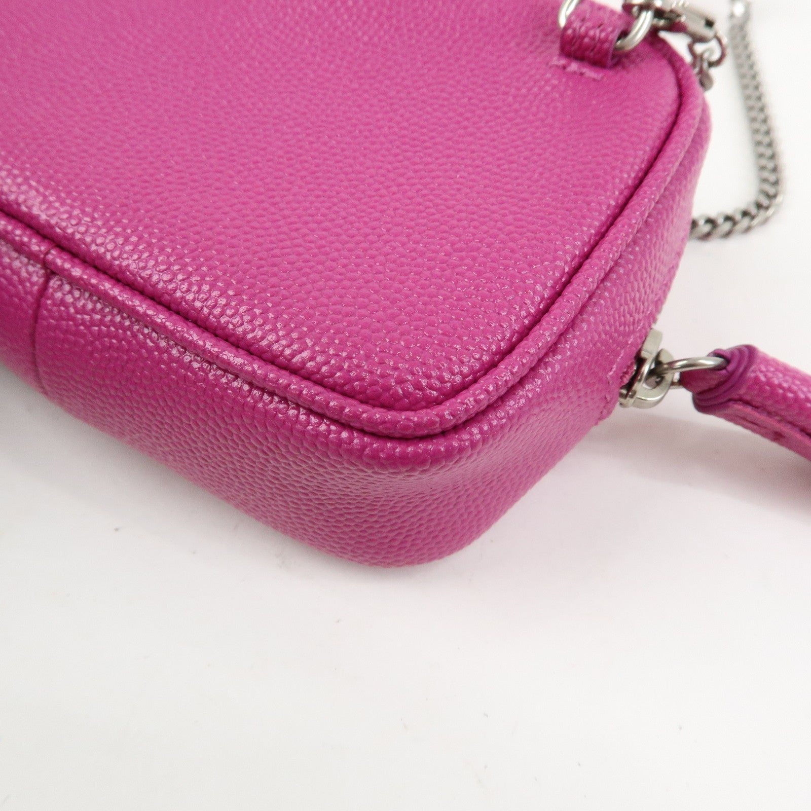 SAINT LAURENT PARIS Cassandra Leather Baby Lou Camera Bag 635088
