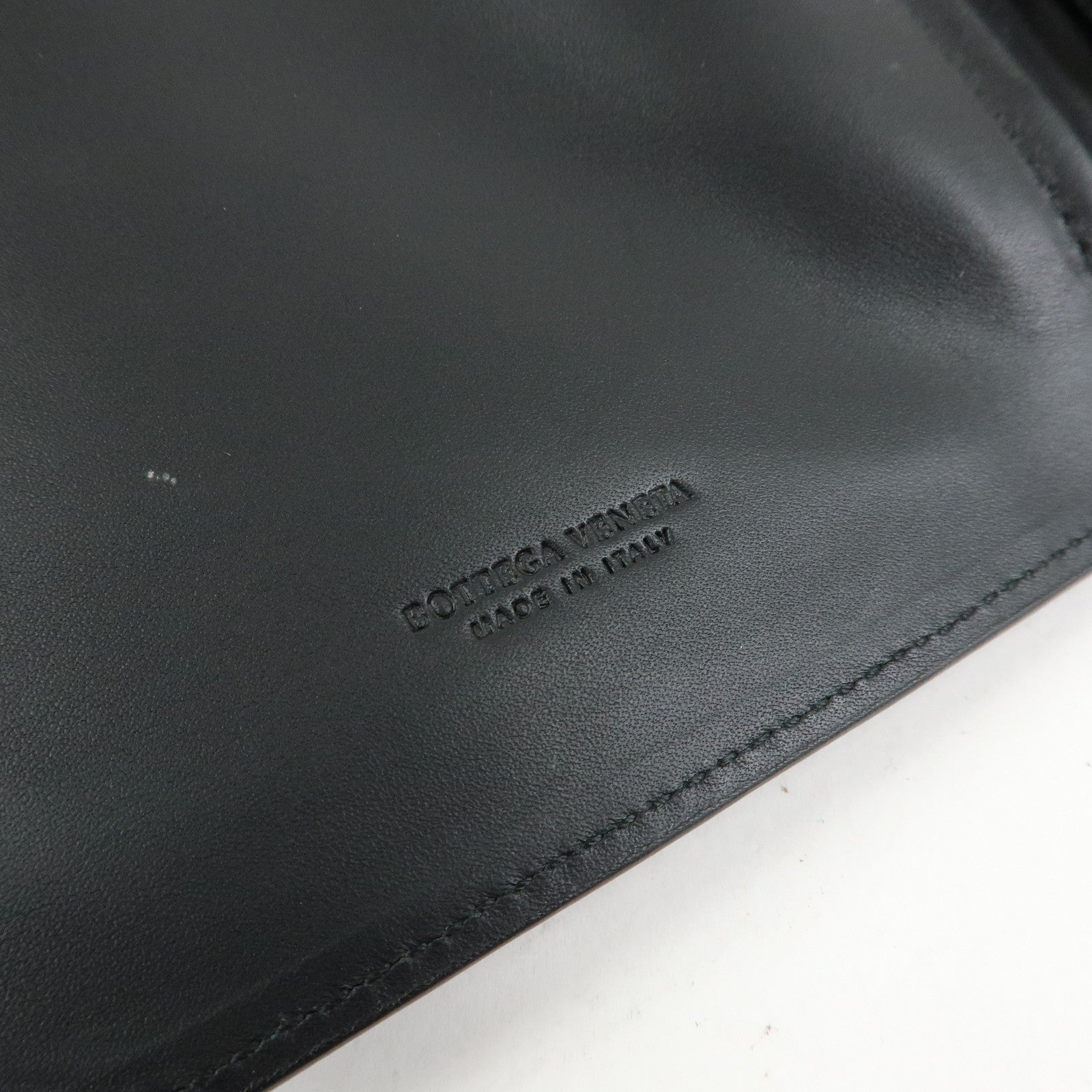 BOTTEGA VENETA Intrecciato Leather Clutch Bag Black 129528