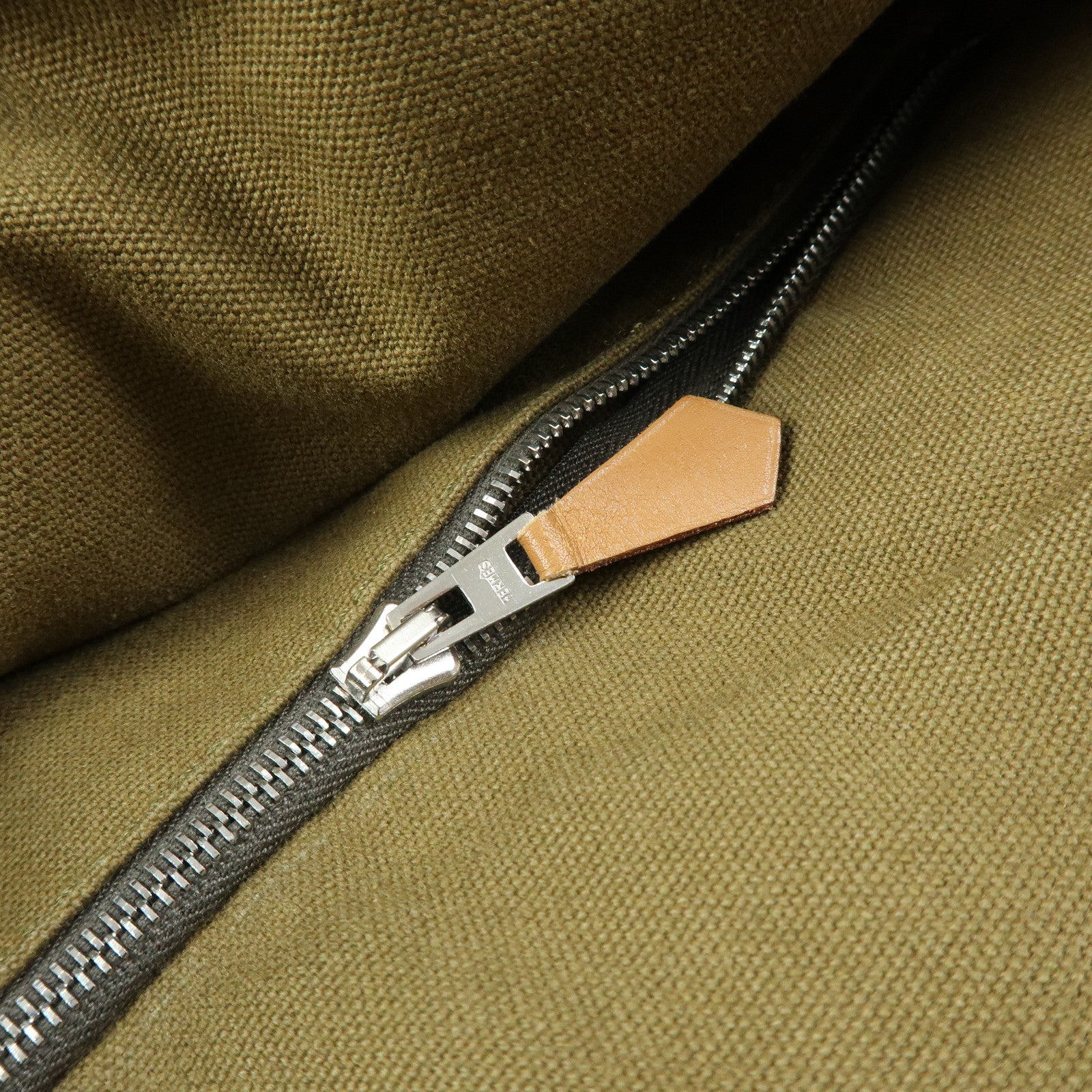 HERMES Fourre Tout Bassas MM Cotton Shoulder Bag Khaki