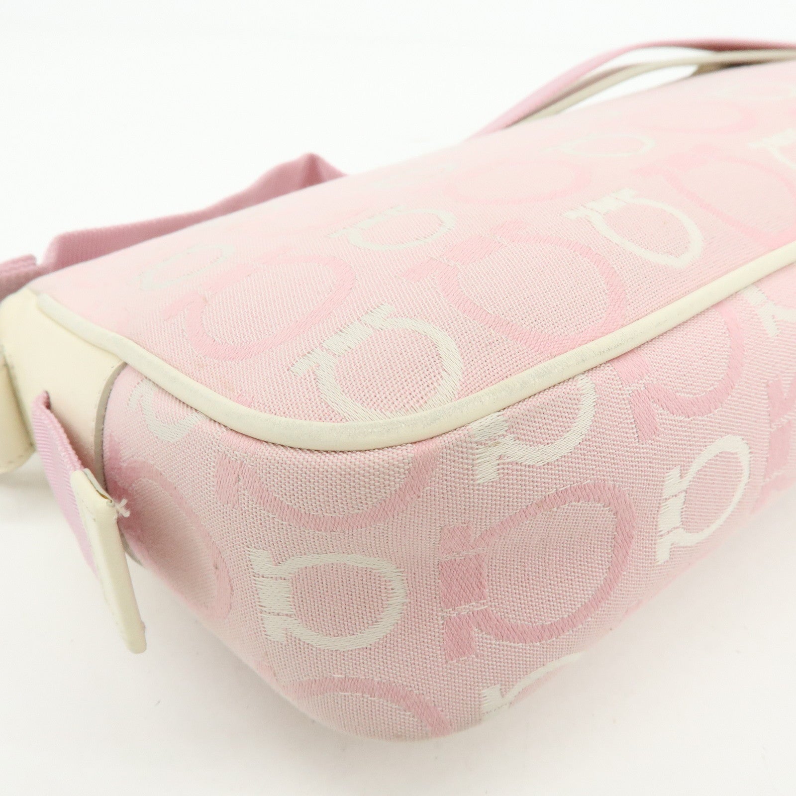 Ferragamo Gancini Canvas Leather Shoulder Bag Light Pink White