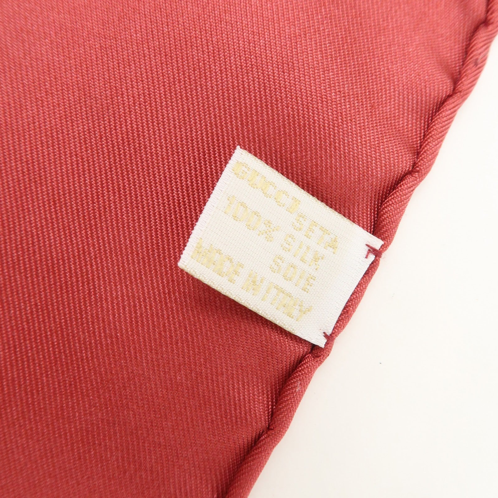 GUCCI Logo Silk 100％ Scarf Red Flora Multicolor
