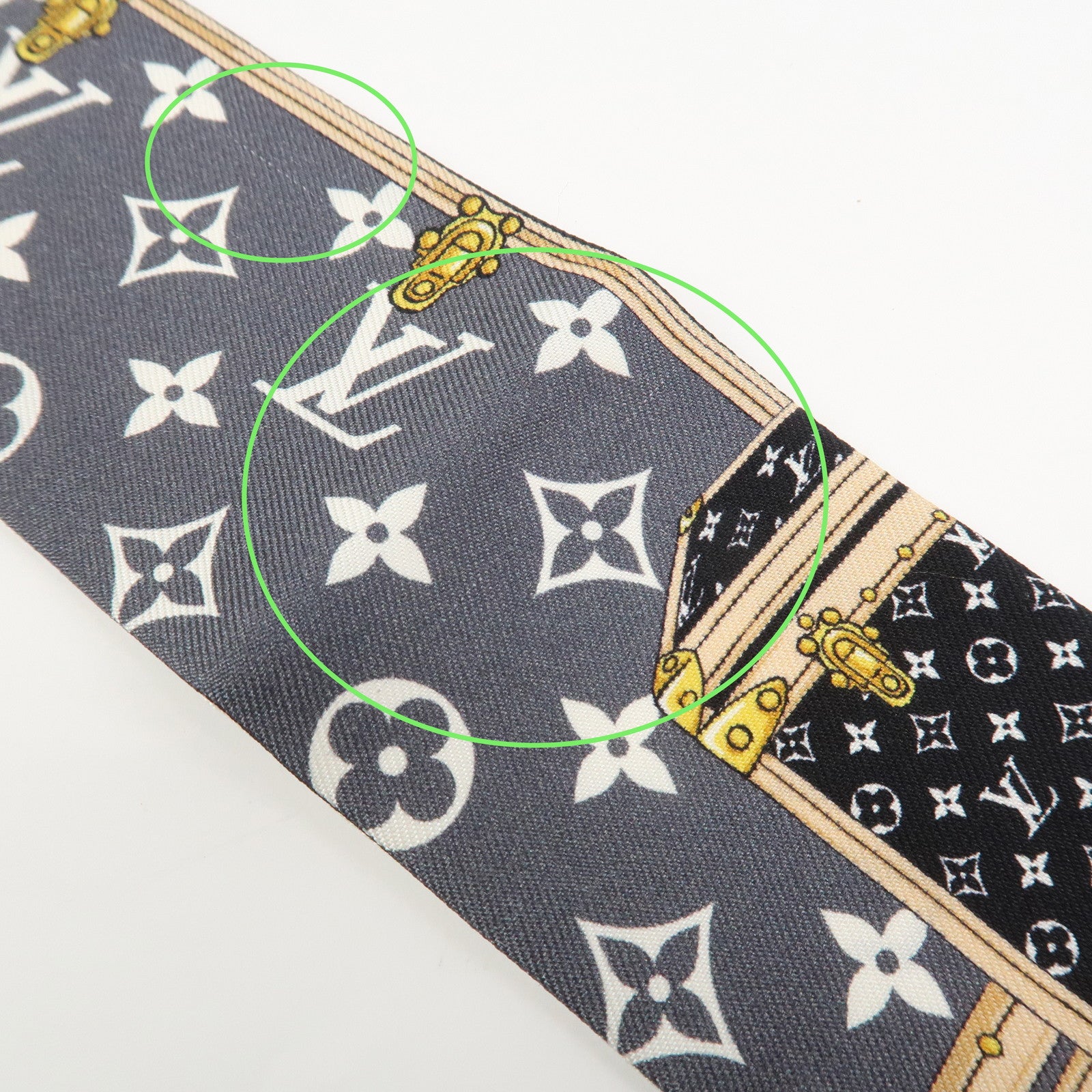 Louis Vuitton Bandeau BB Let's Go Silk 100% Scarf Black M76442