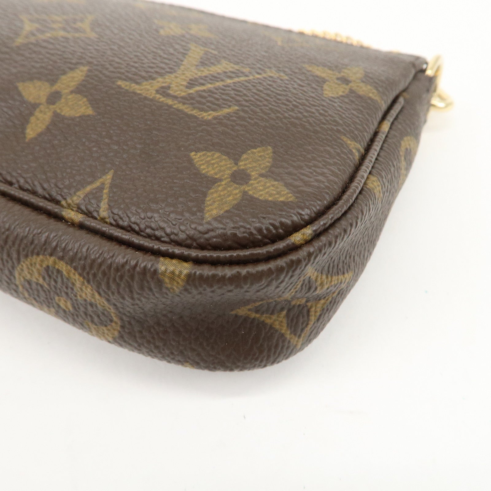 Louis Vuitton Monogram Mini Pochette Accessoires Pouch M58009