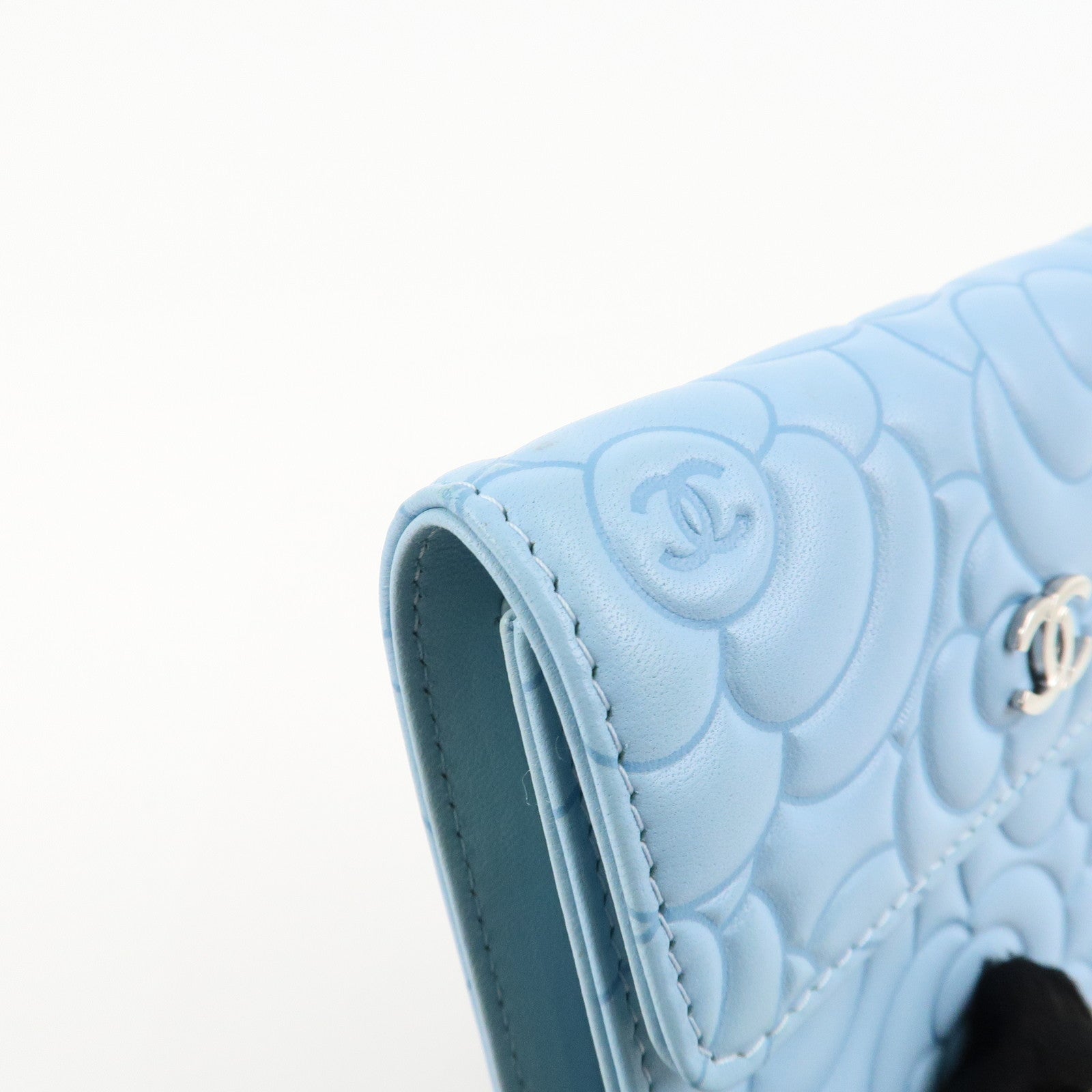 CHANEL Camelia Lamb Skin Bi-fold Wallet Blue