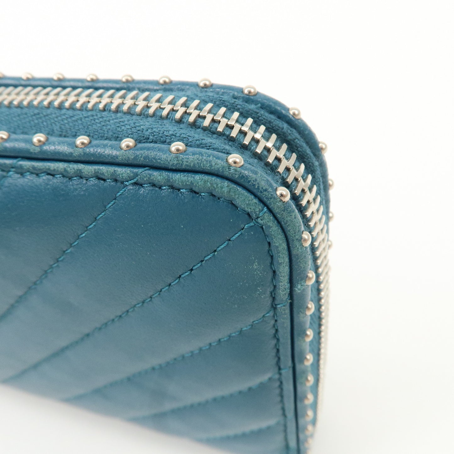 CHANEL V Stich Lamb Skin Coco Mark Studs Long Wallet Blue A50097