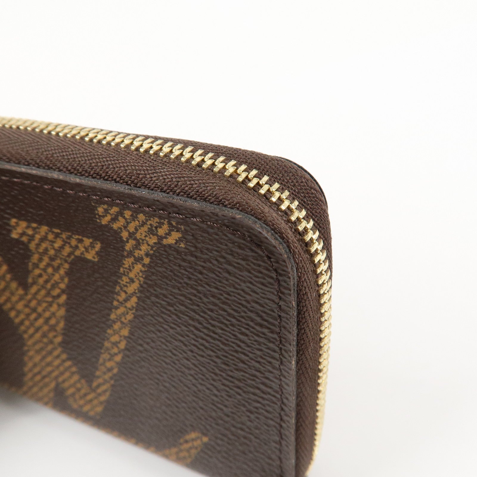 Louis Vuitton Monogram Giant Zippy Coin Case Brown M69354