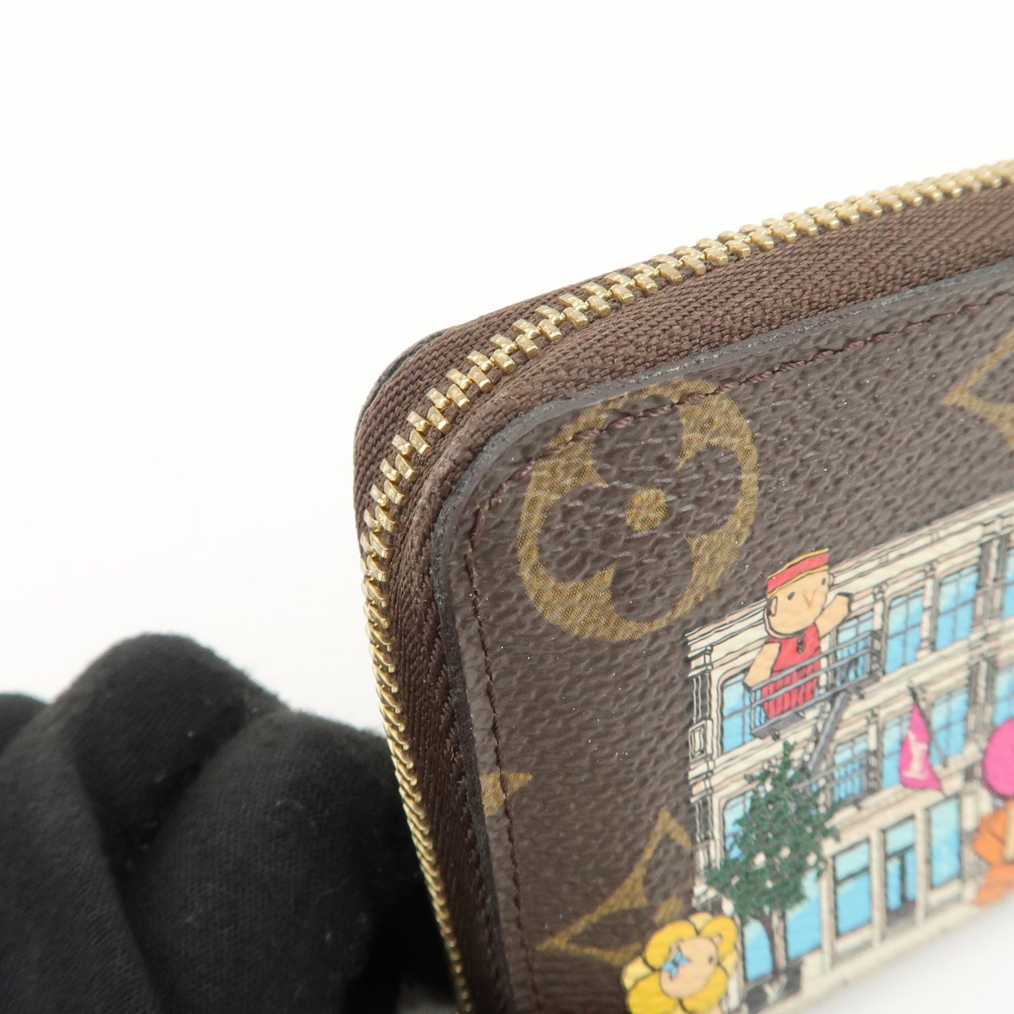 Louis Vuitton Monogram Zippy Coin Purse Wallet Vivienne M81629