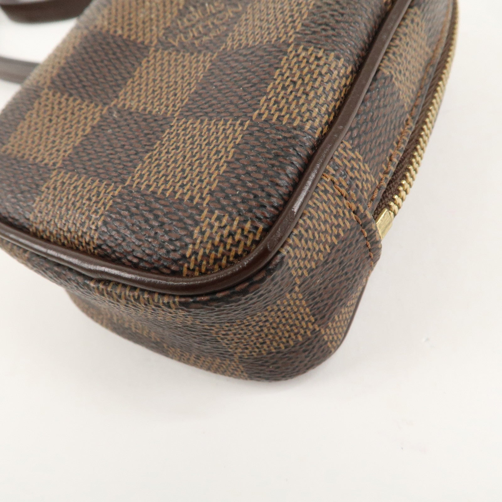 Louis Vuitton Damier Etui Okapi PM Camera Case Pouch N61738