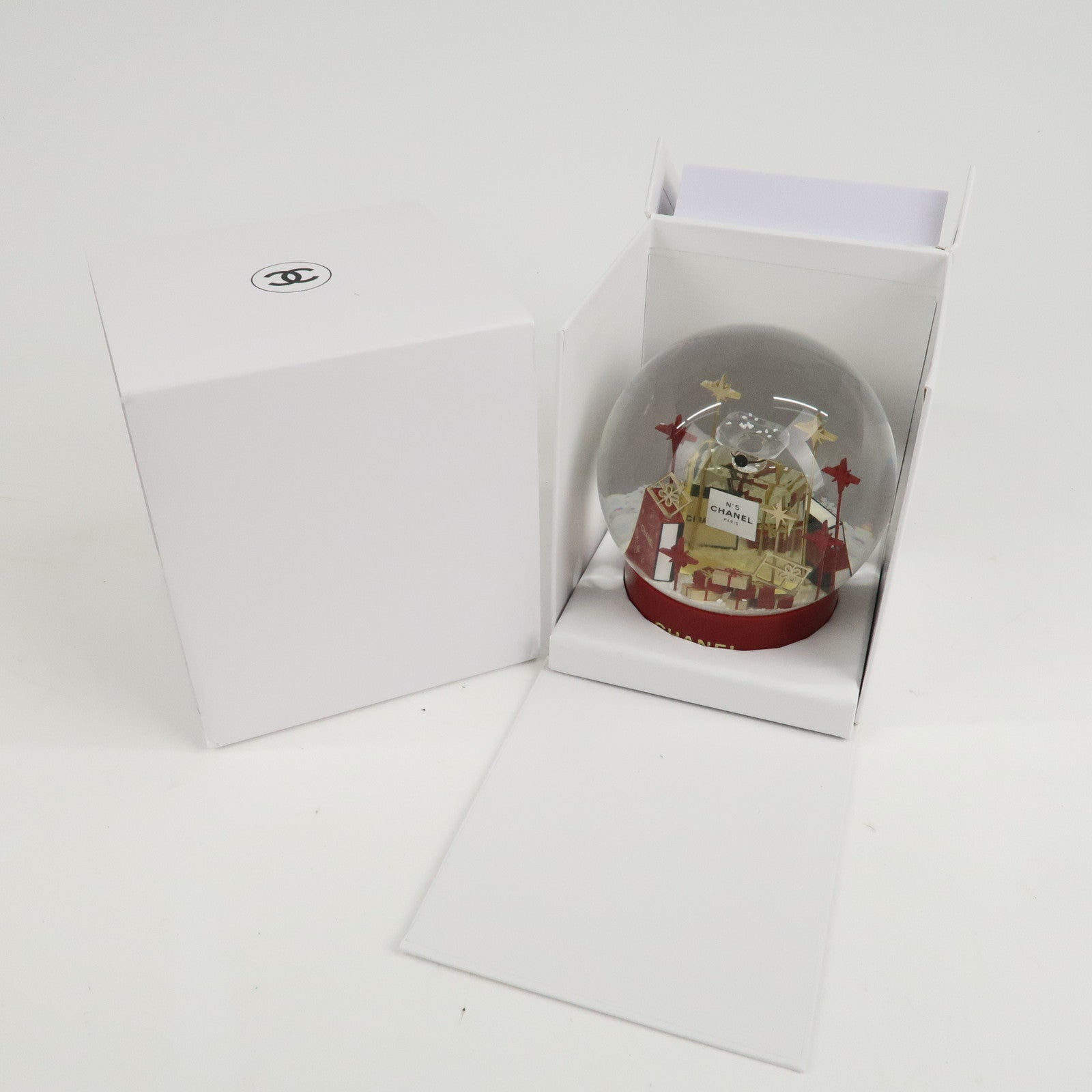 CHANEL Glass Snow Globe Snow Dome 2022 Novelty Red White Gold Used