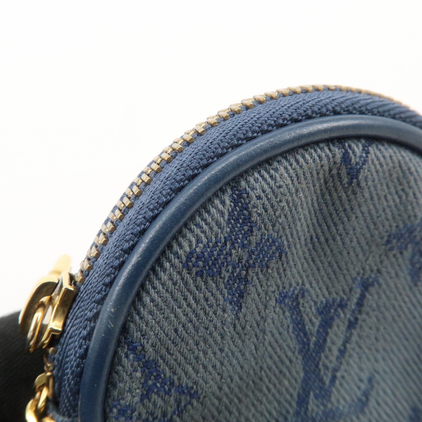 Louis Vuitton Monogram Denim Round Pouch Coin Case Blue M68290