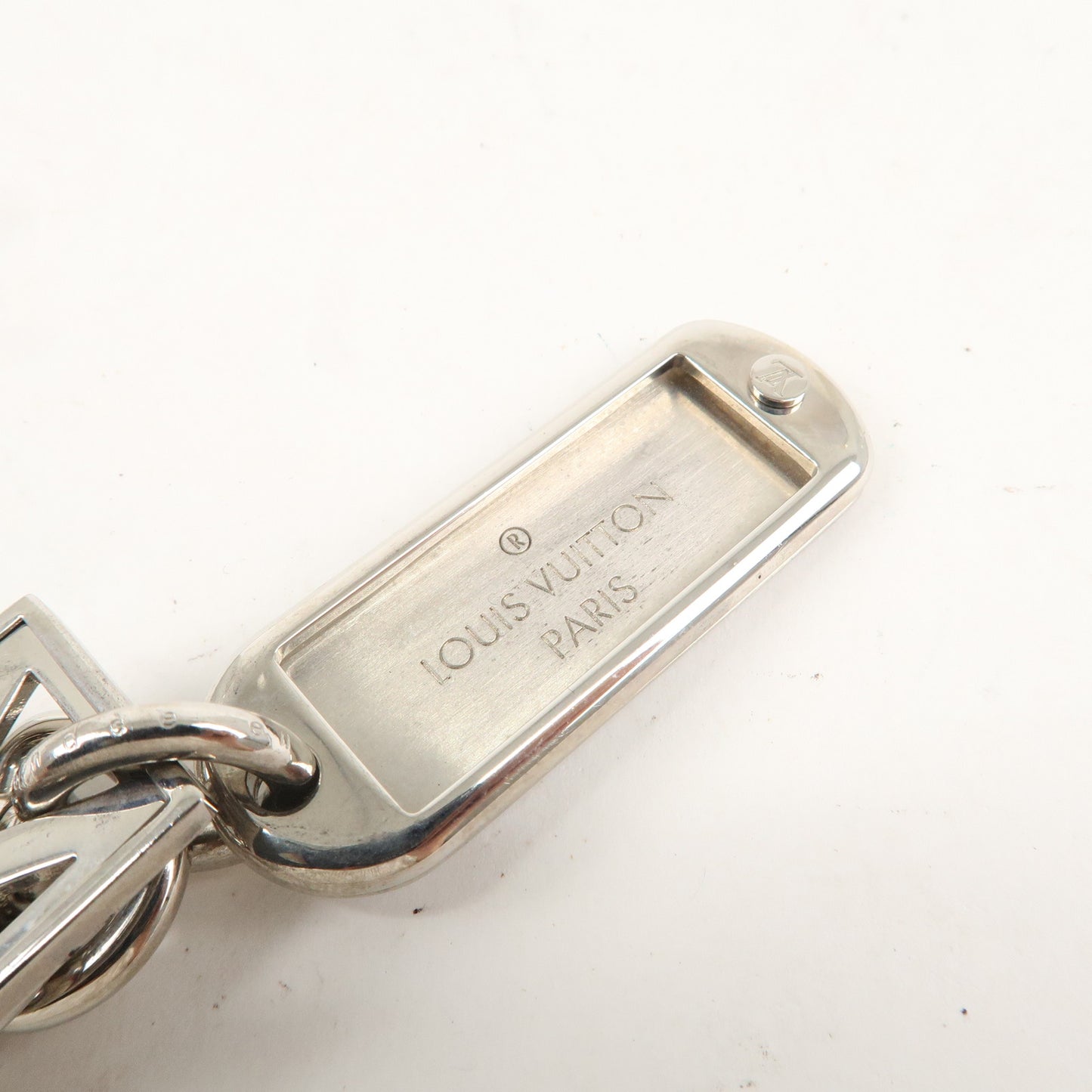 LOUIS VUITTON Porte Cles Chenne V Square Bag Charm SIlver M61994