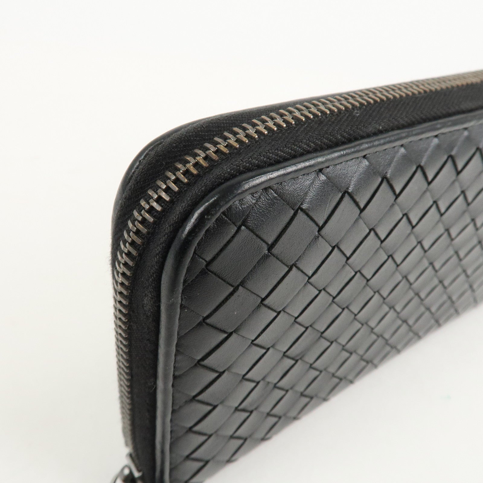 BOTTEGA VENETA Intrecciato Leather Zippy Around Long Wallet Black