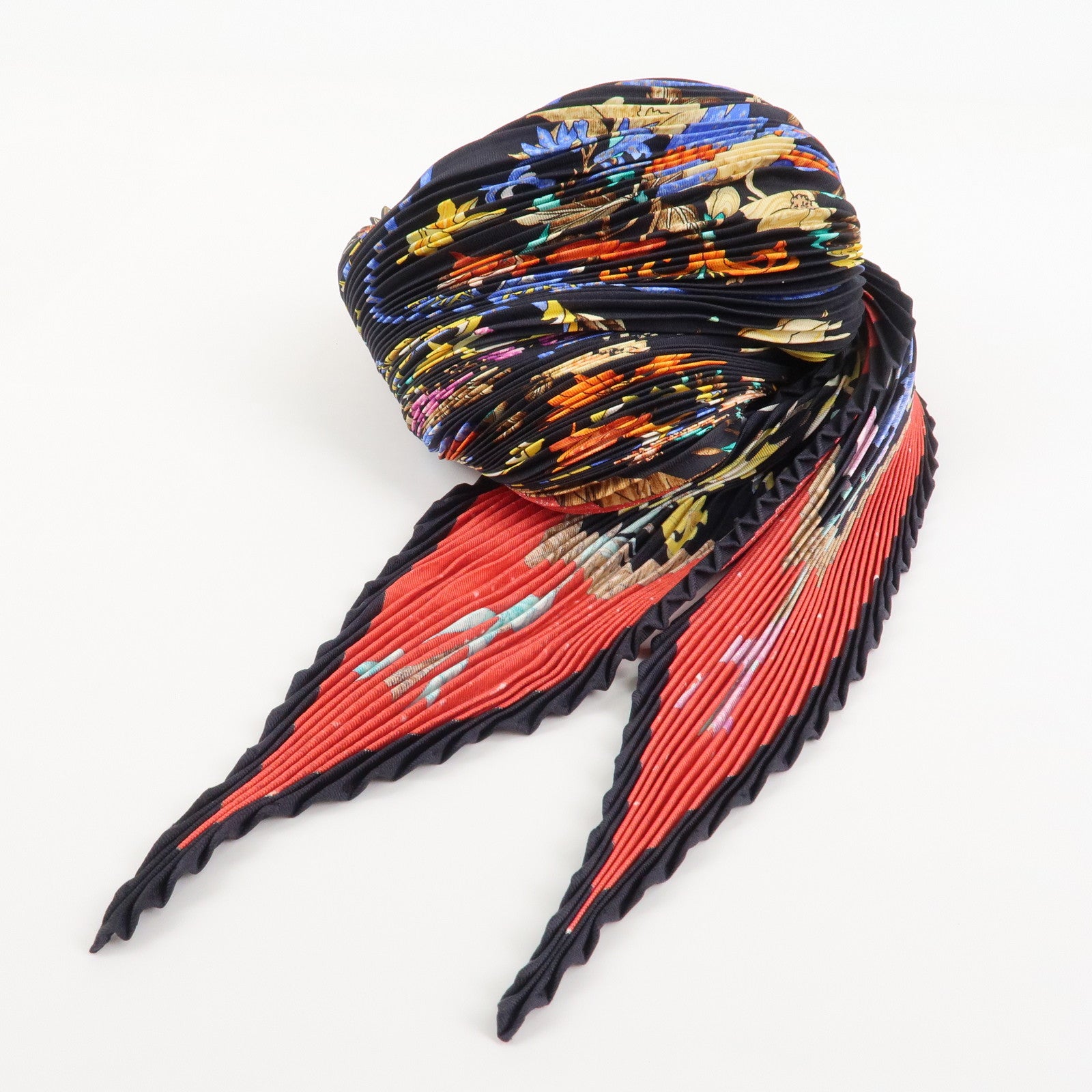 HERMES Silk 100% Pleats Carre PIERRES d' ORIENT et OGGIDENT Scarf Used