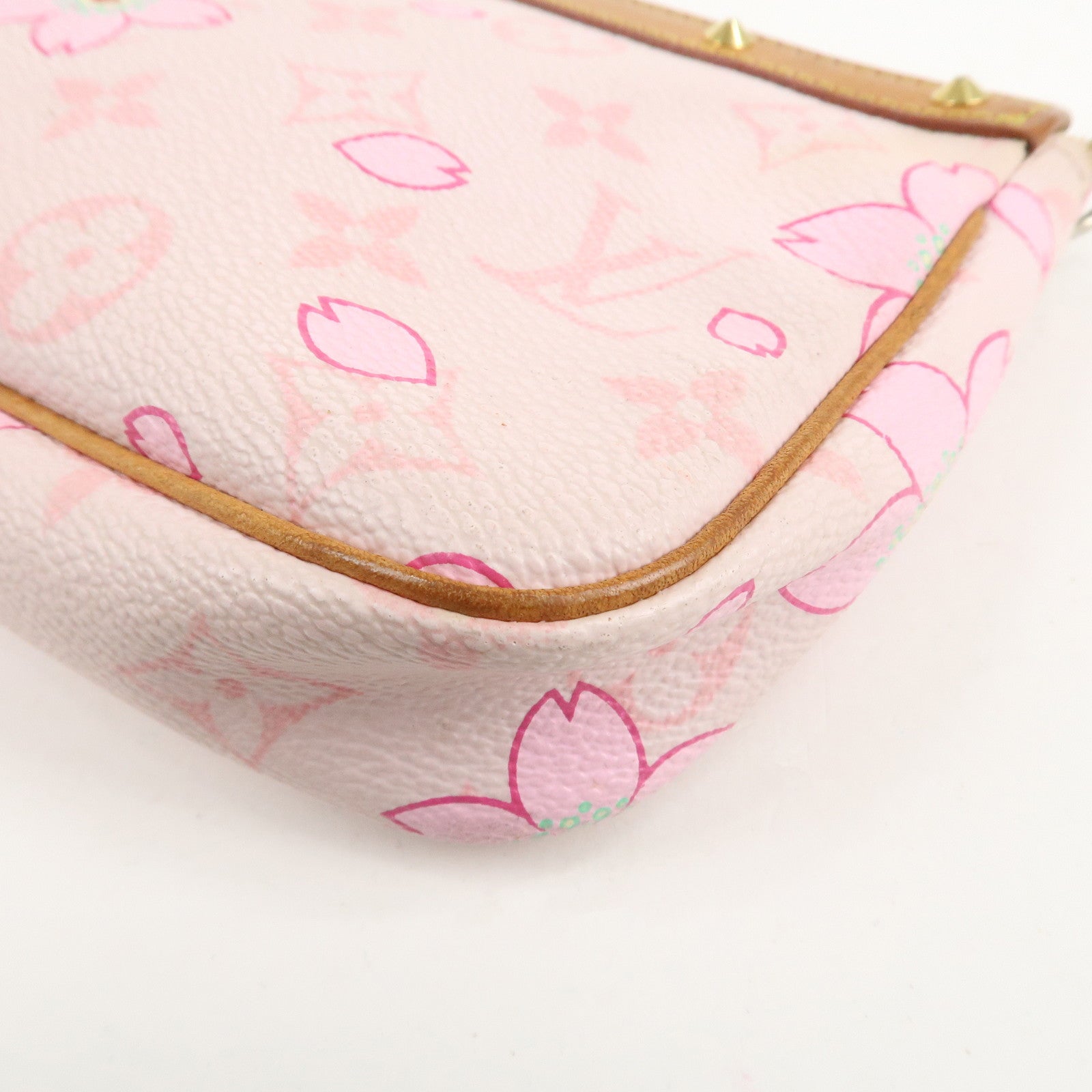 Louis Vuitton Cherry Blossom Pochette Accessoires Pink M92007