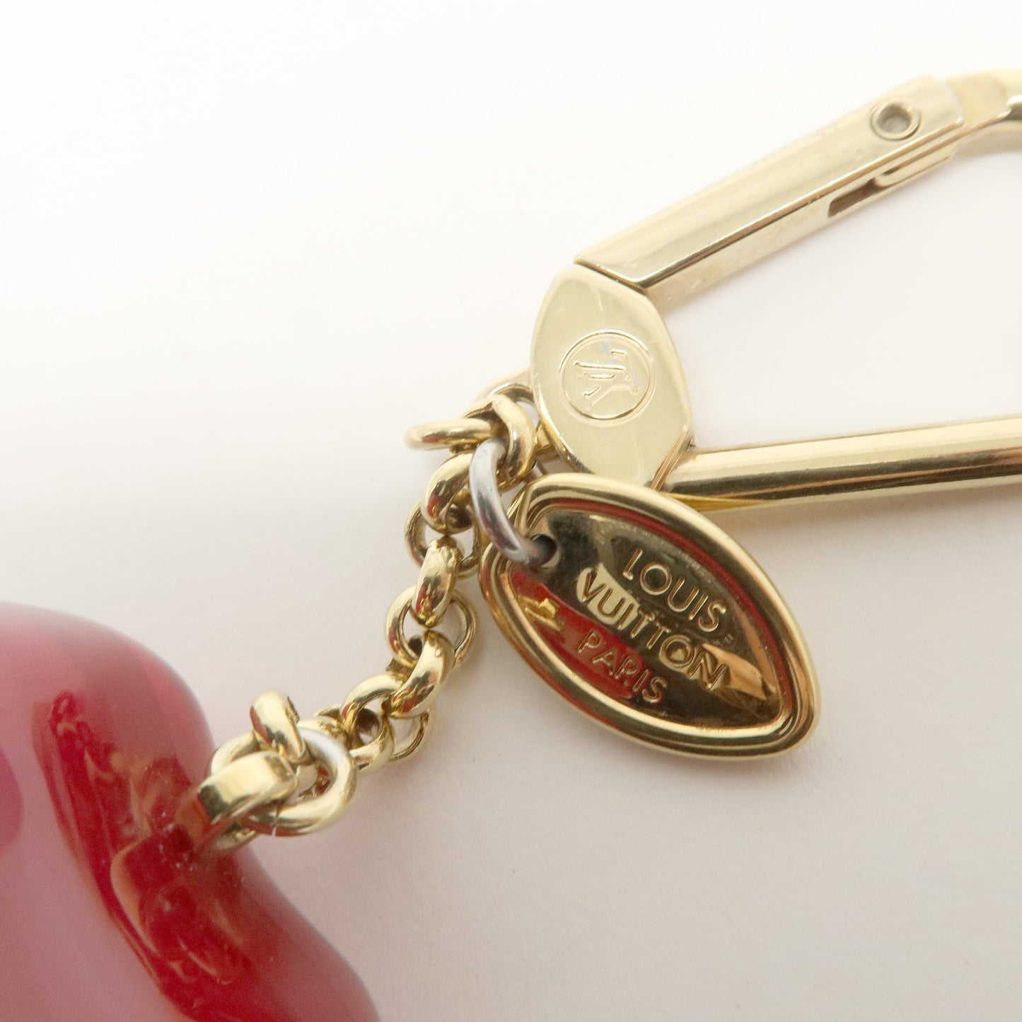 Louis Vuitton Porte Cles Pomme Heart Apple Key Ring Charm M66495