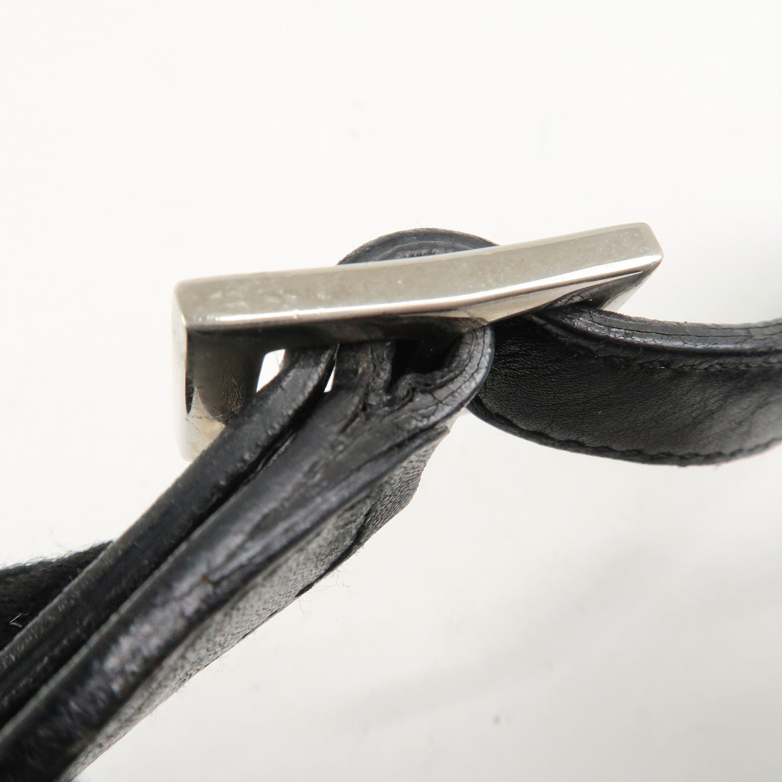 GUCCI Leather Shoulder Bag Drawstring Bag Black Silver 001.4034 Used