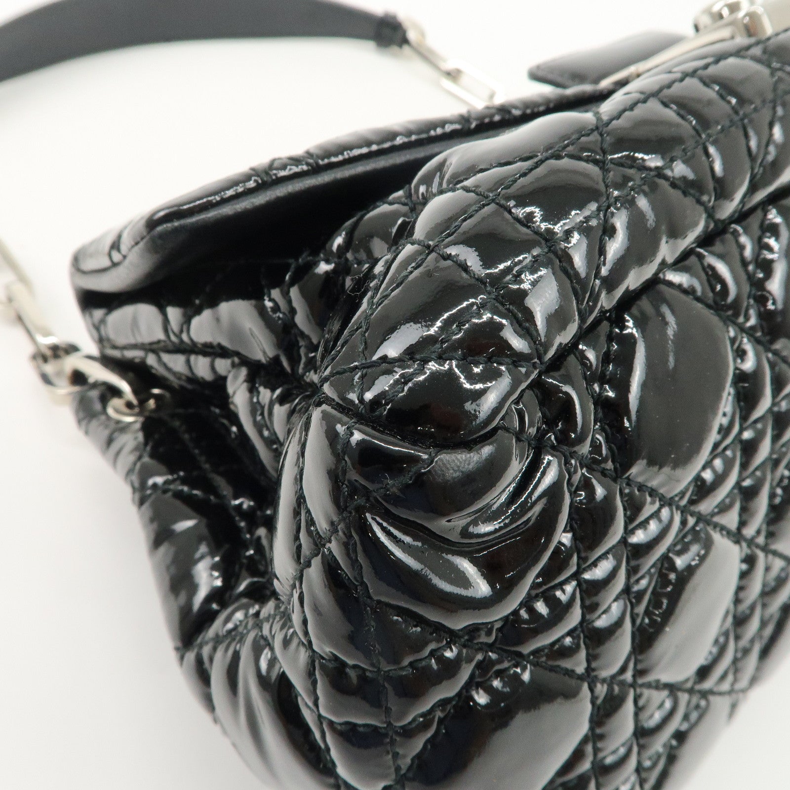 Christian Dior New Lock Cannage Patent Leather Chain Shoulder Bag Used