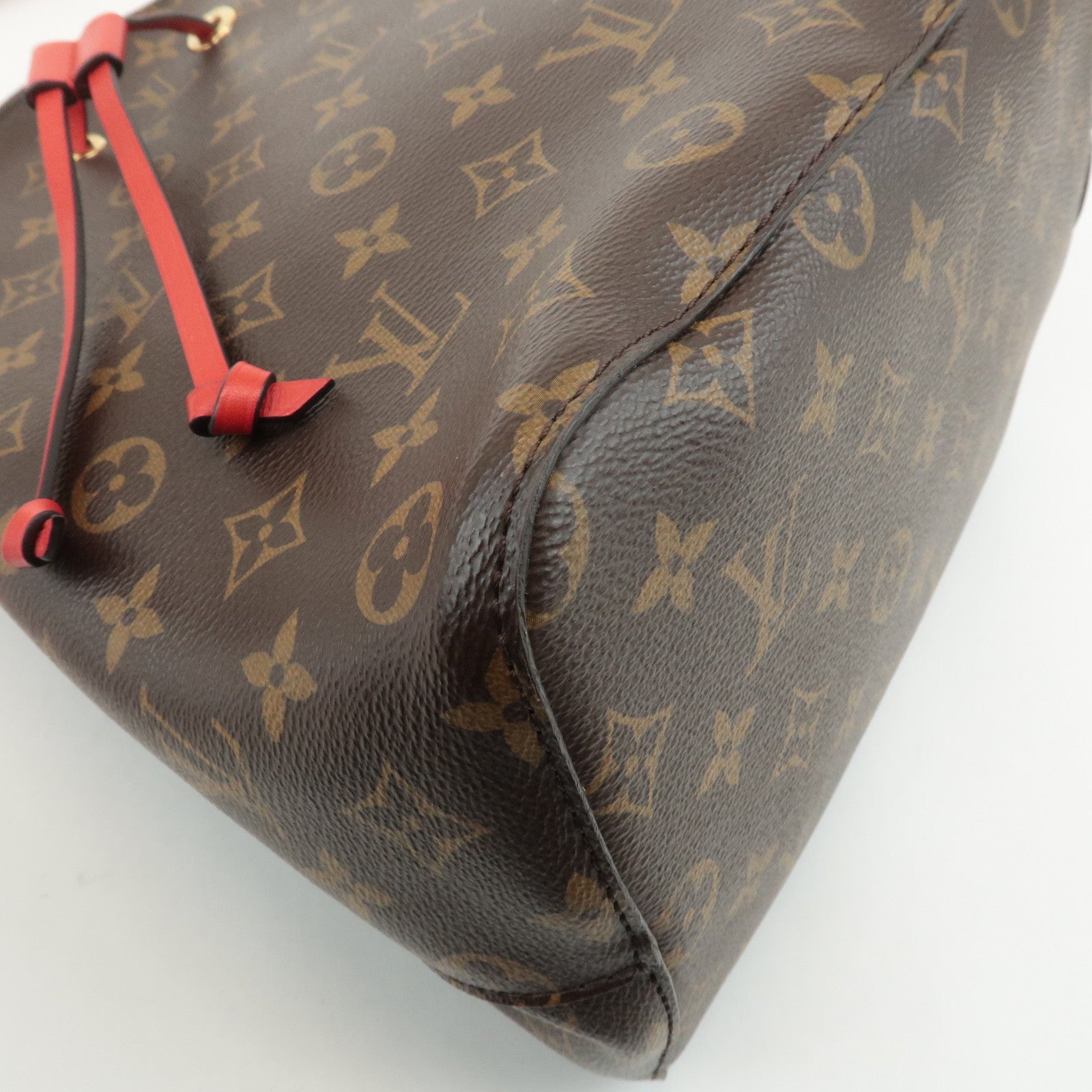 Louis Vuitton Monogram Neo Noe Shoulder Bag Brown M44021