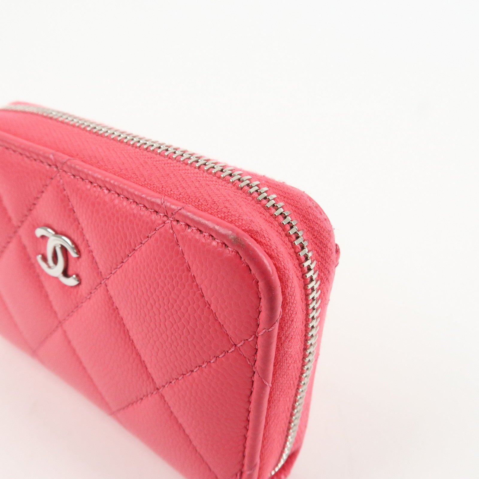 CHANEL Matelasse Lamb Skin Zip Around Coin Case Pink A69271 Used