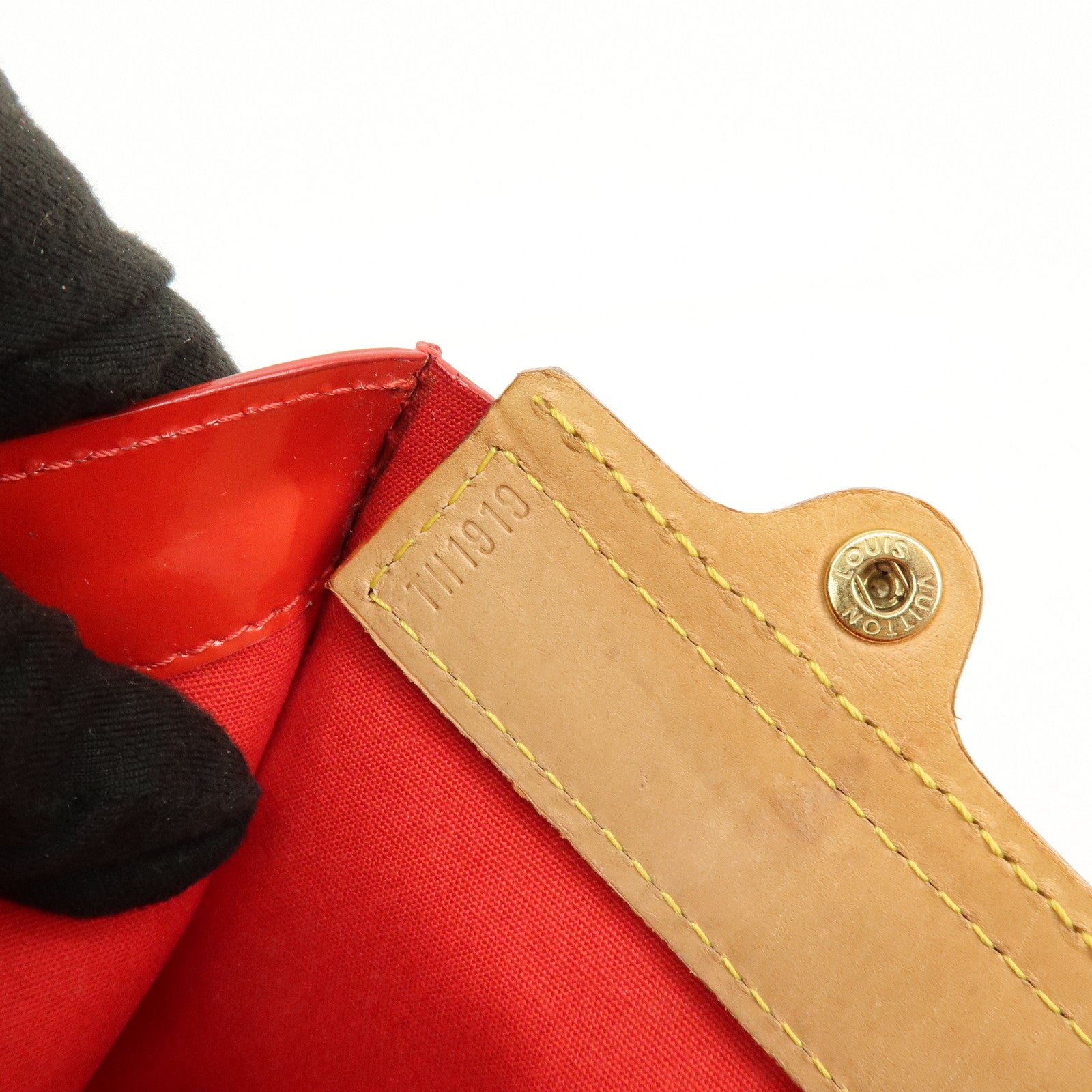 Louis Vuitton Monogram Vernis Stanton Hand Bag Rouge M91078