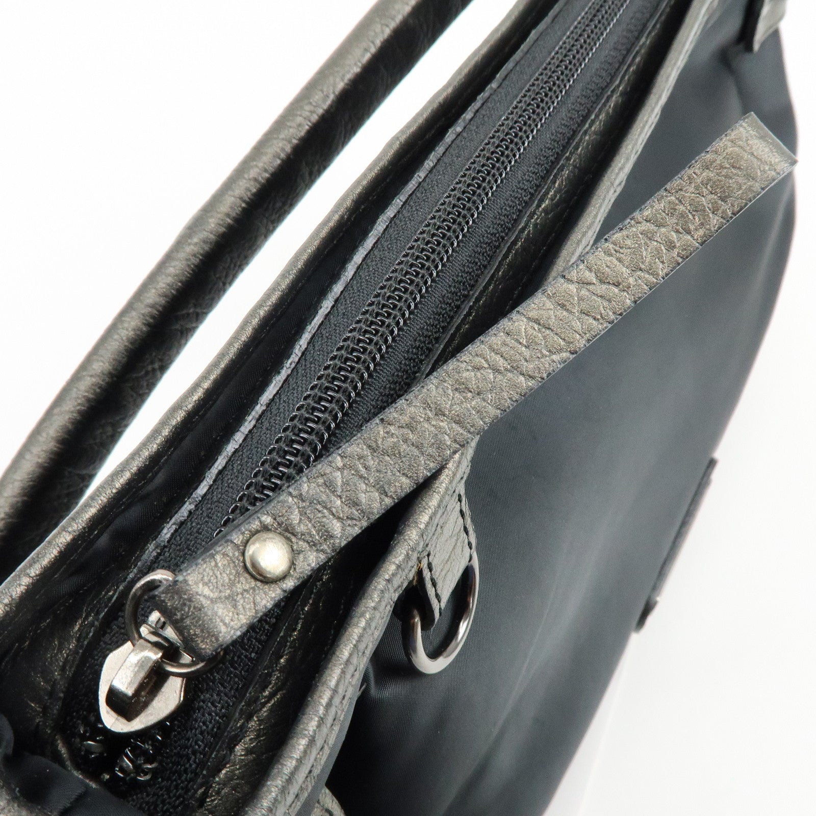 BURBERRY Logo Nylon Leather Shoulder Bag Hand Bag Black Bronze