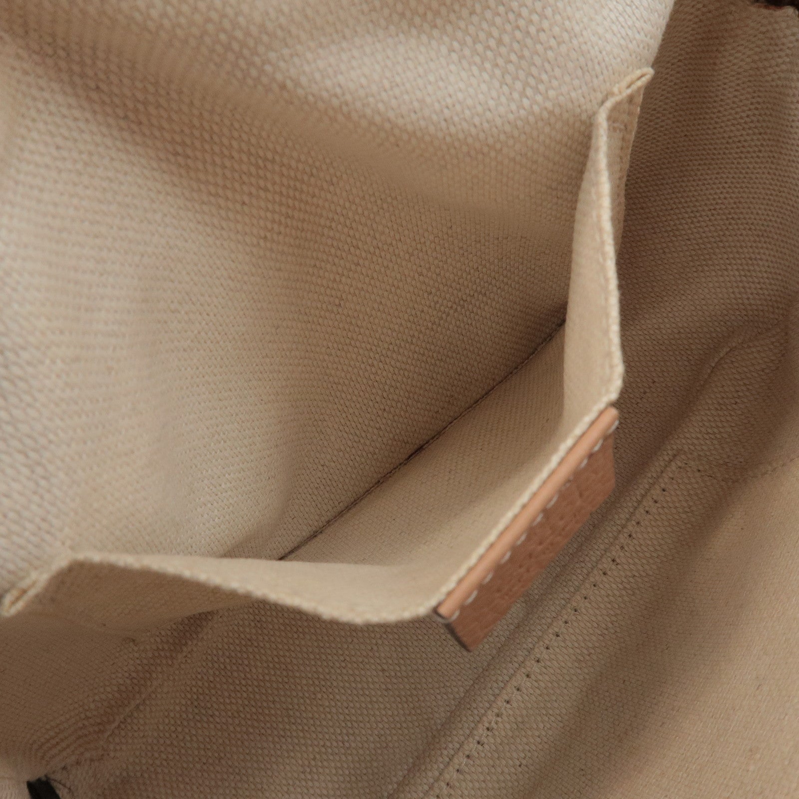 GUCCI SOHO Interlocking G Leather Shoulder Bag Beige 308364