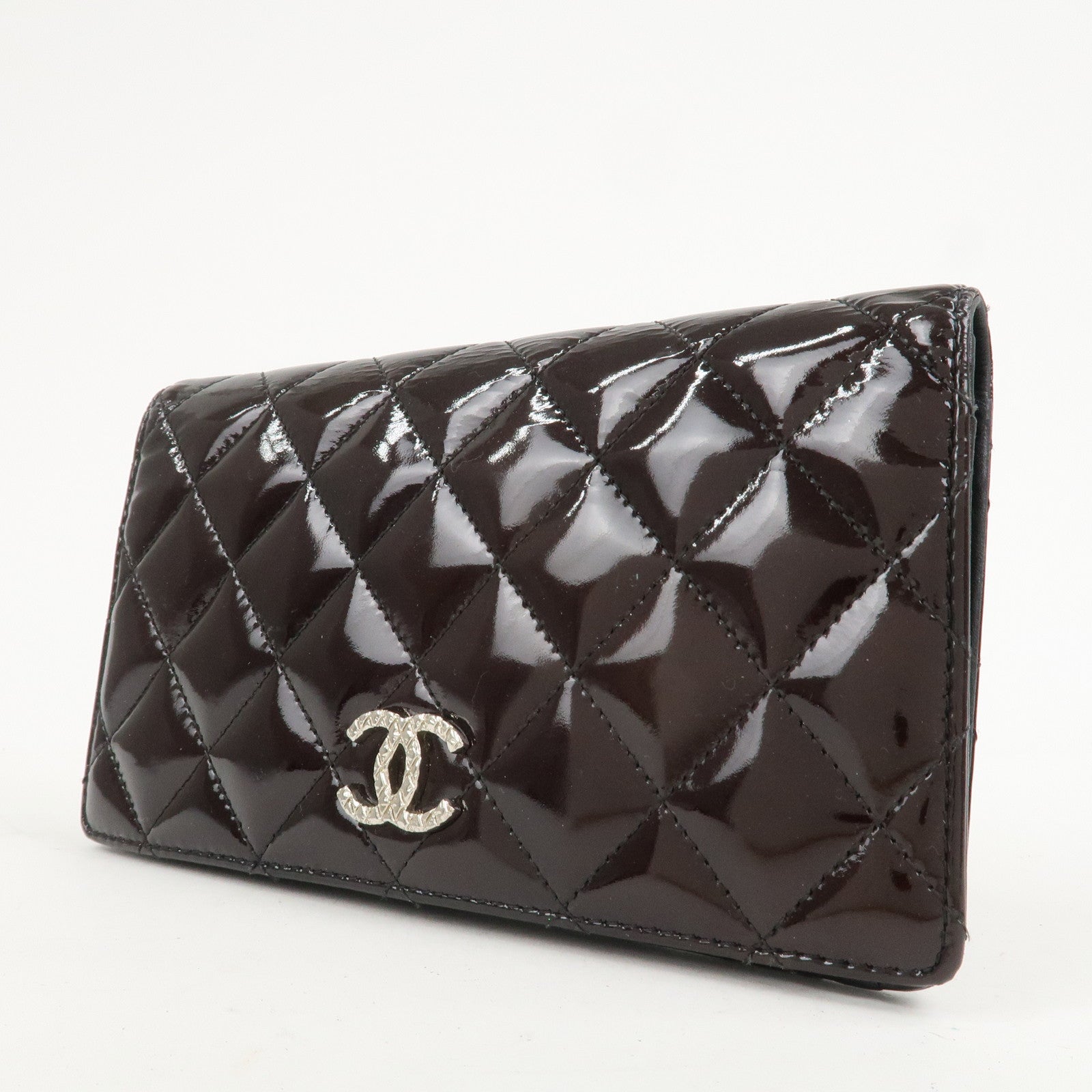 CHANEL COCO Mark Matelasse Patent Leather Long Wallet Black A48691