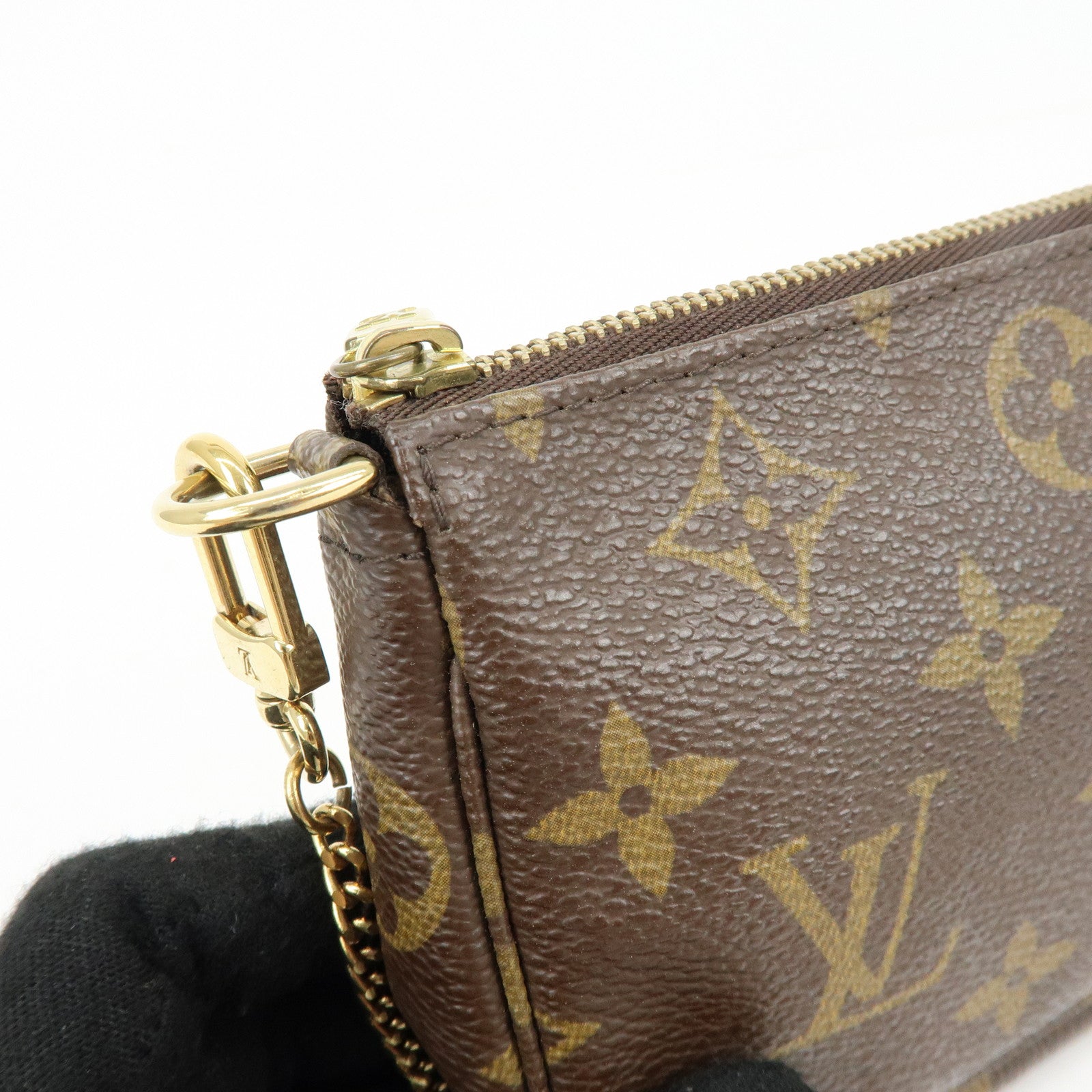 Louis Vuitton Monogram Mini Pochette Accessoires Hand Bag M58009