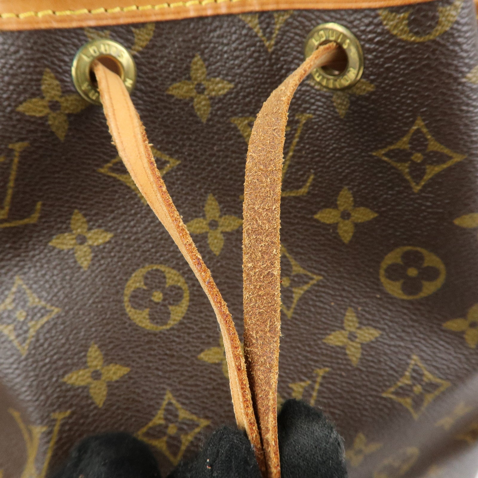 Louis Vuitton Monogram Canvas Leather Noe Shoulder Bag Brown M42224