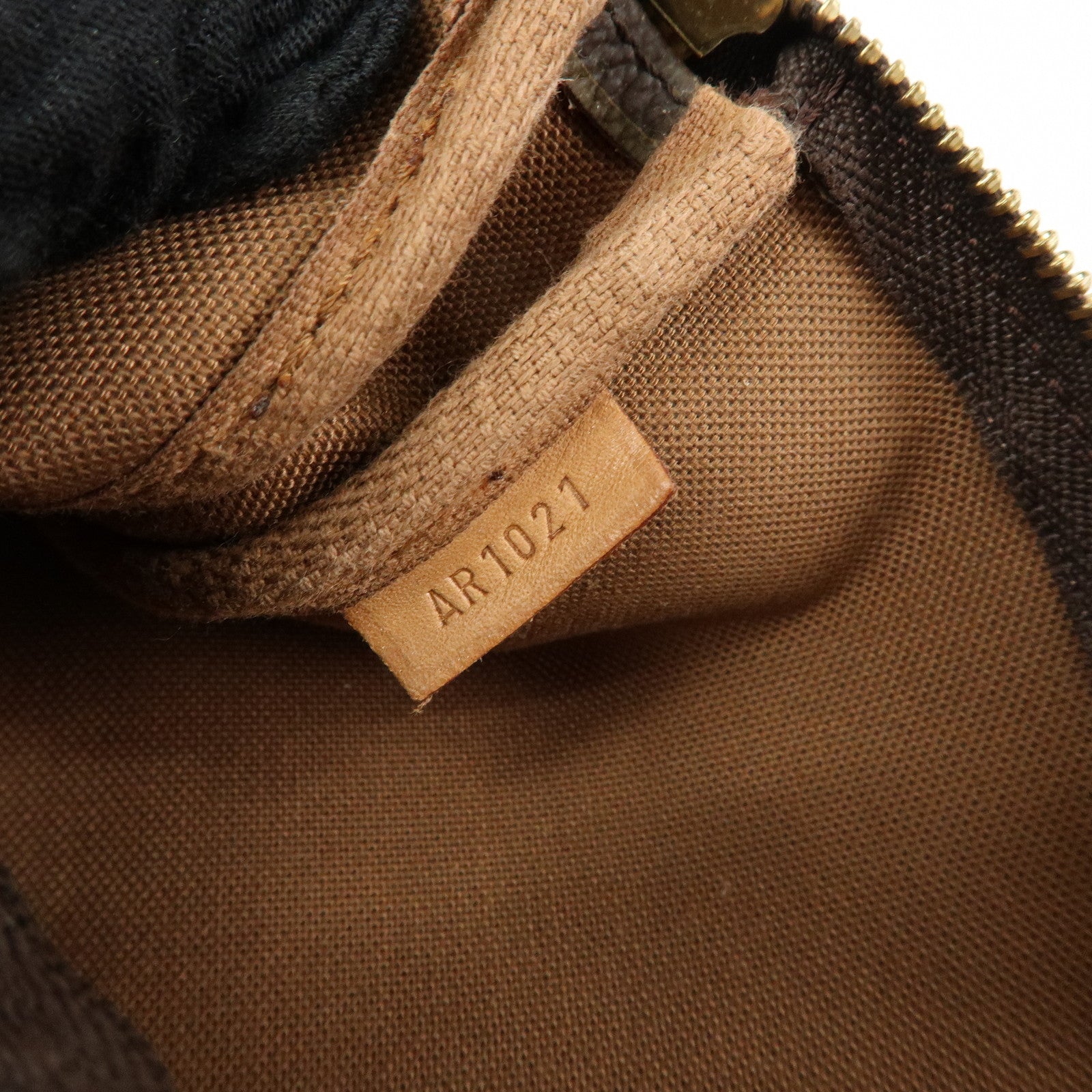 Louis Vuitton Monogram Pochette Accessoires Pouch Hand Bag M51980