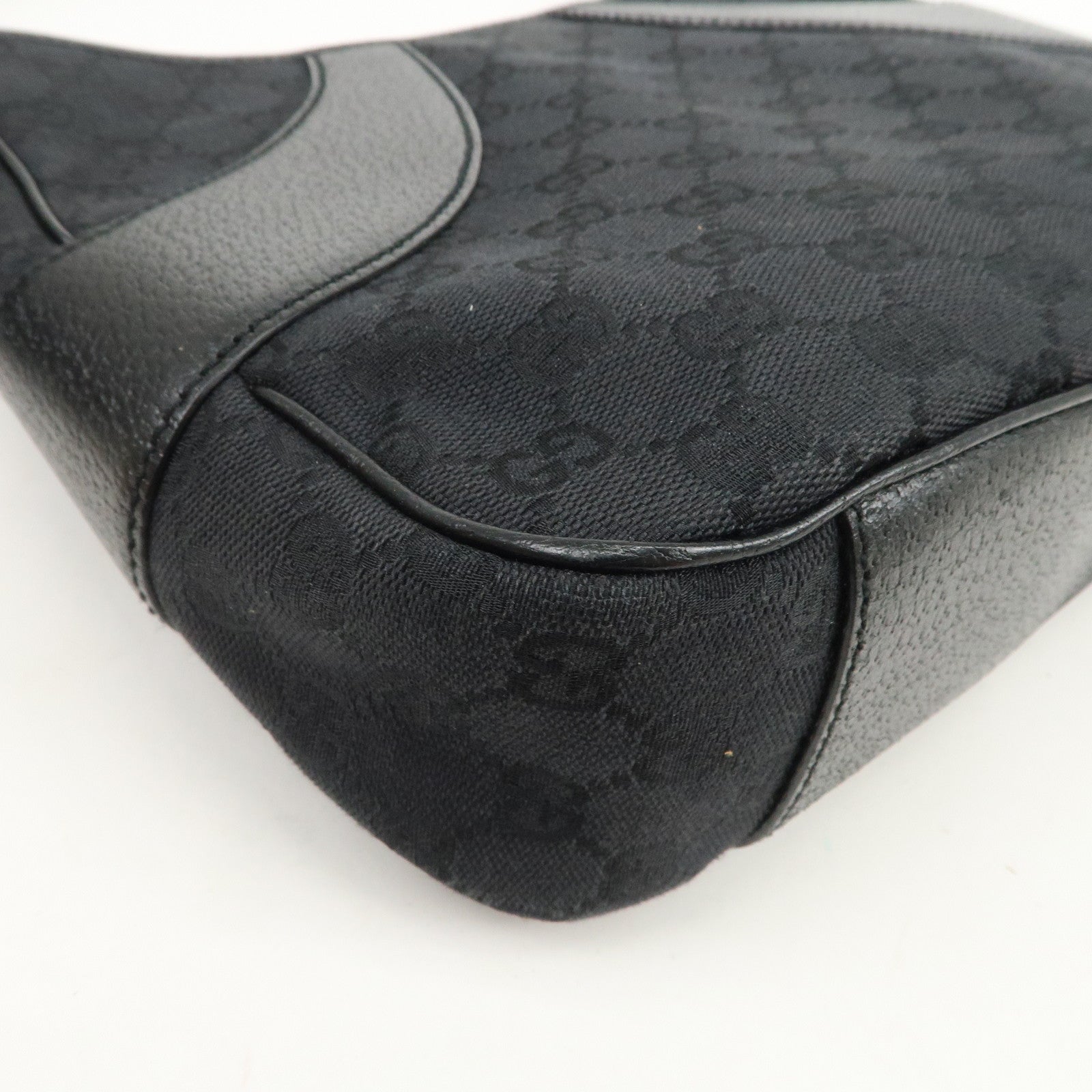 GUCCI GG Canvas Leather Shoulder Bag Hand Bag Black 113012