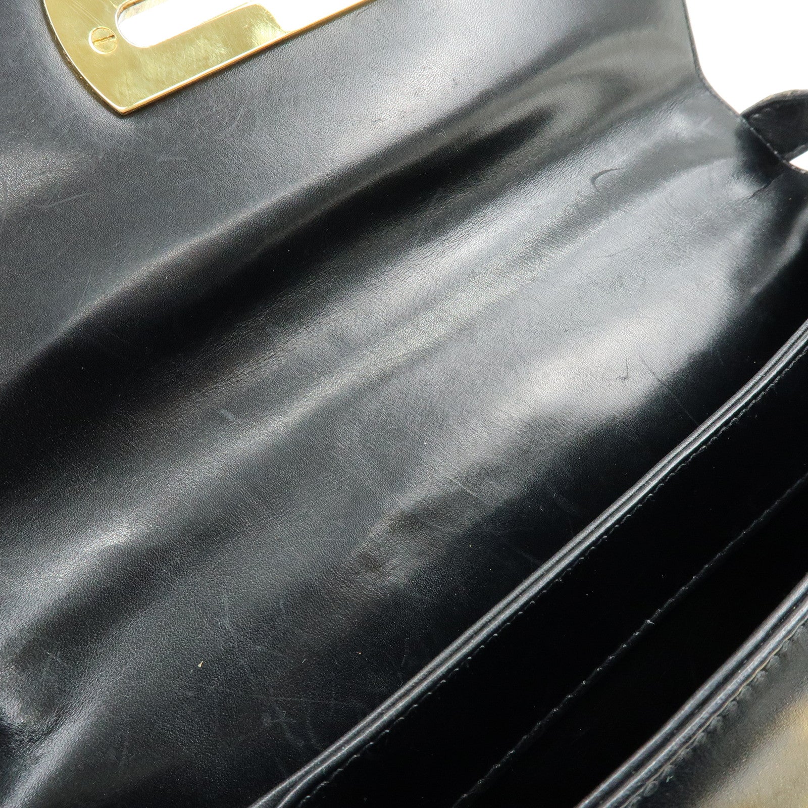Ferragamo Gancini Leather Shoulder Bag Crossbody Bag Black