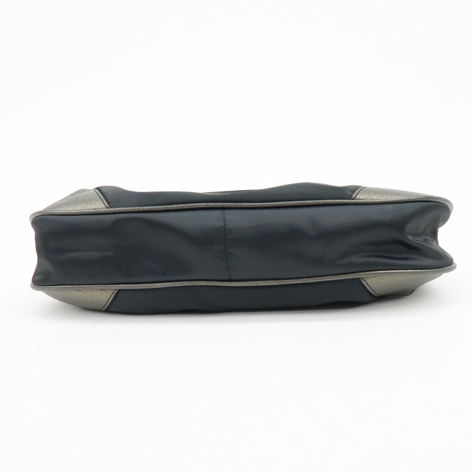 BURBERRY Logo Nylon Leather Shoulder Bag Hand Bag Black Bronze