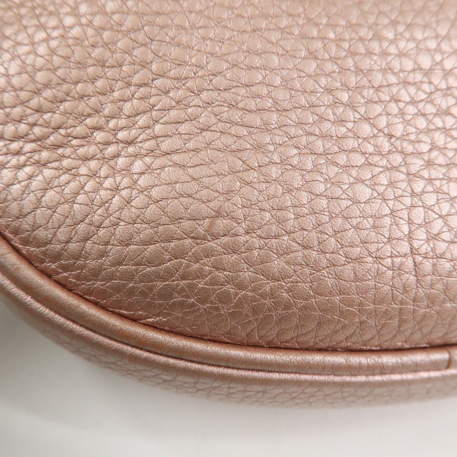 GUCCI SOHO Leather Chain Shoulder Bag Metallic Pink 353965