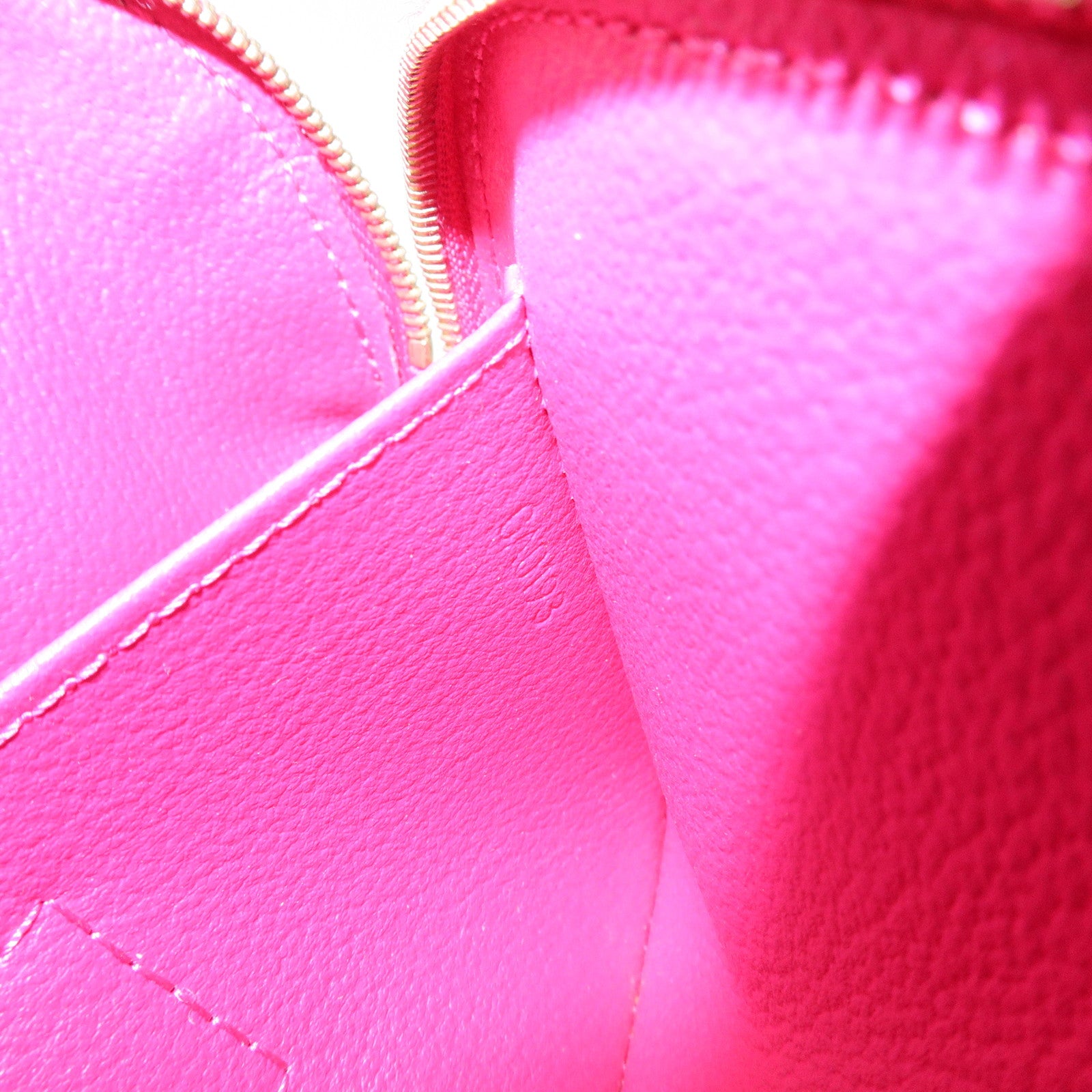 Louis Vuitton Monogram Vernis Archipel Ikat Flower Pouch M90045