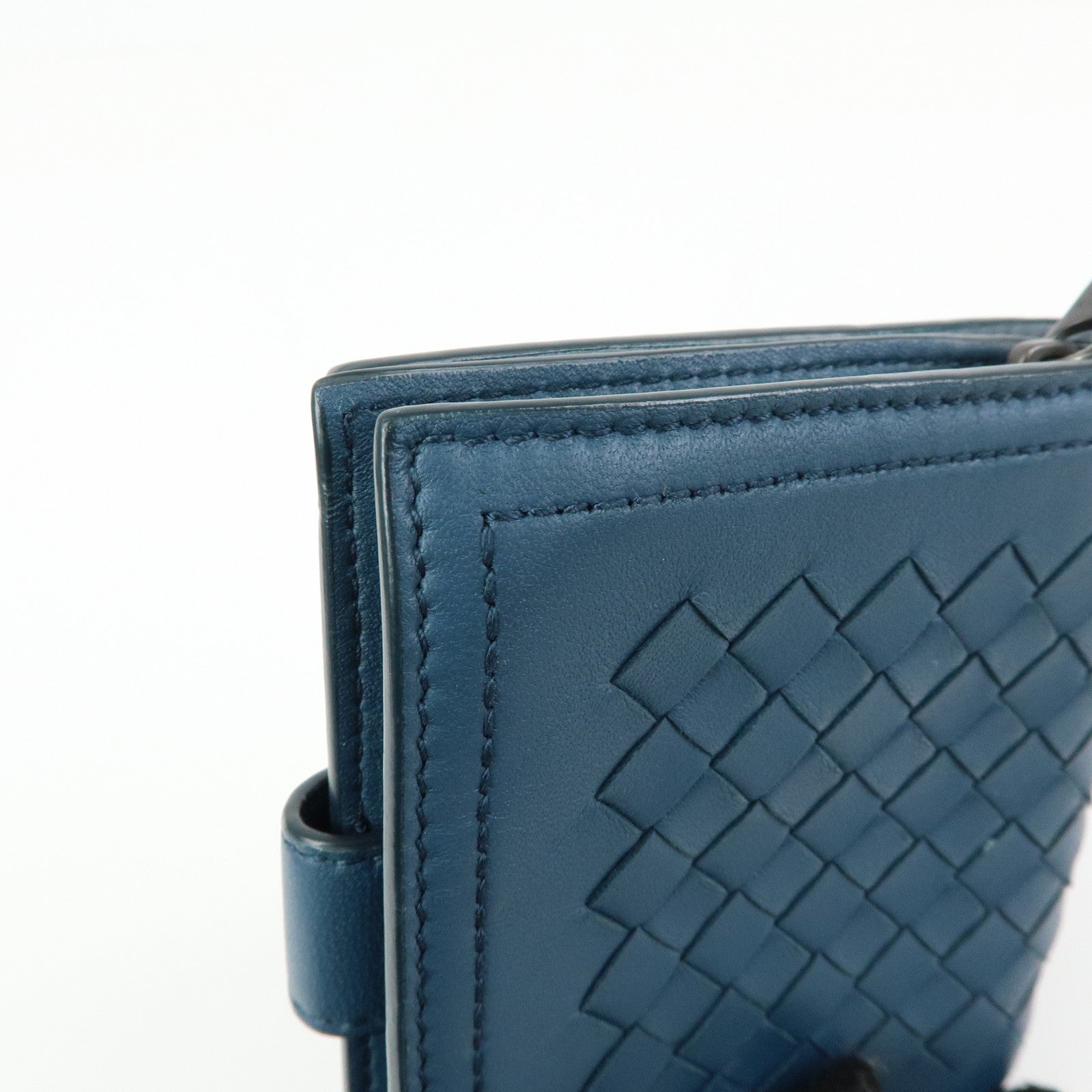 BOTTEGA VENETA Intrecciato Leather Bi-fold Comact Wallet 547441