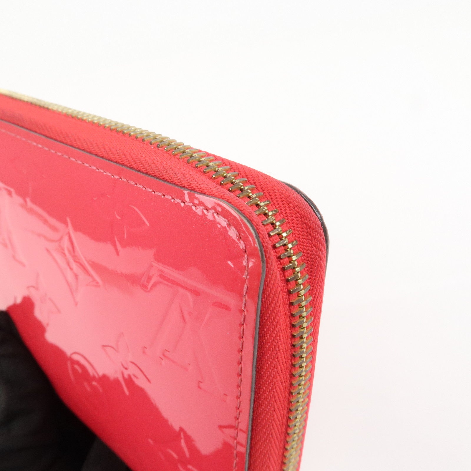 Louis Vuitton Monogram Vernis Zippy Wallet Rouge Grenadine M91732