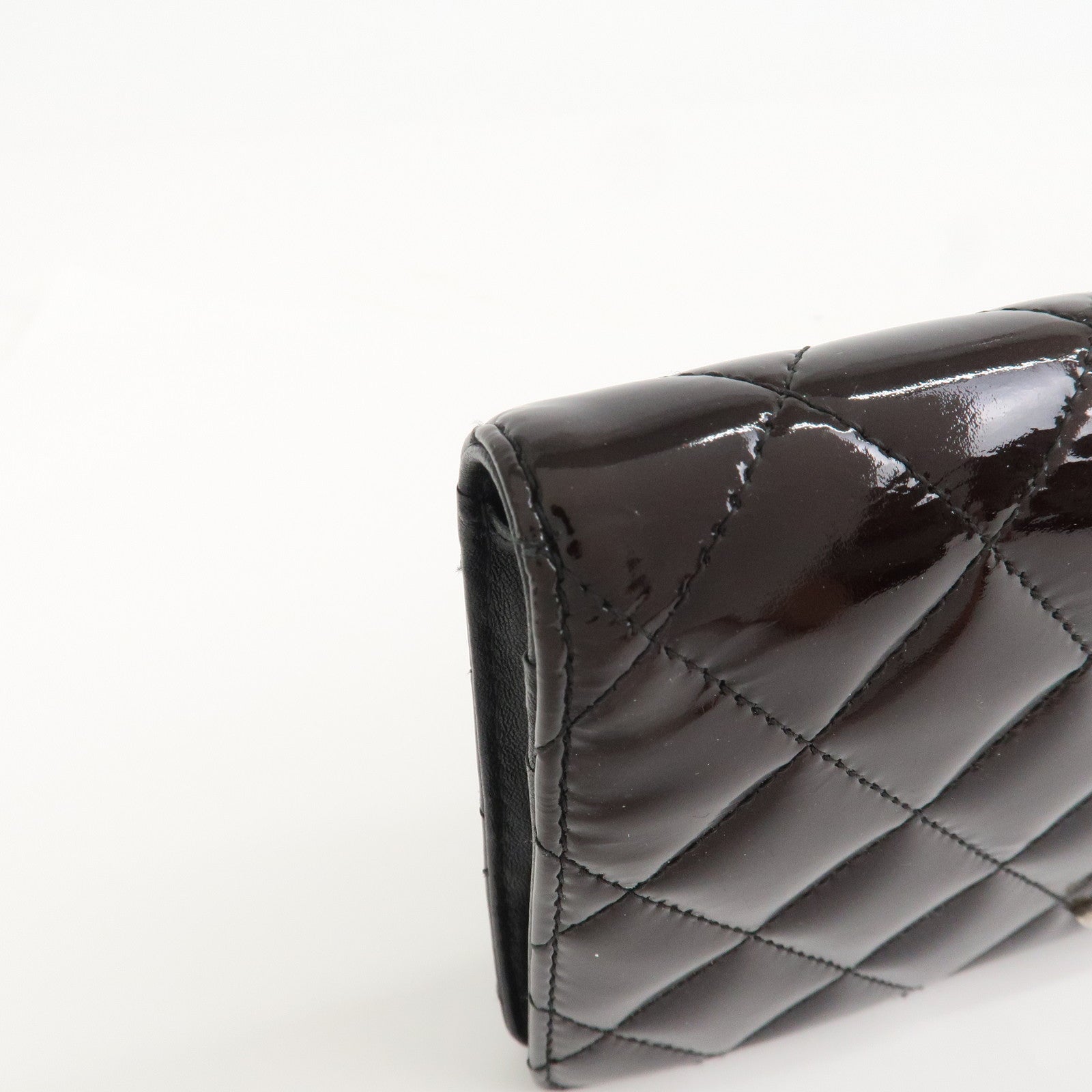 CHANEL COCO Mark Matelasse Patent Leather Long Wallet Black A48691