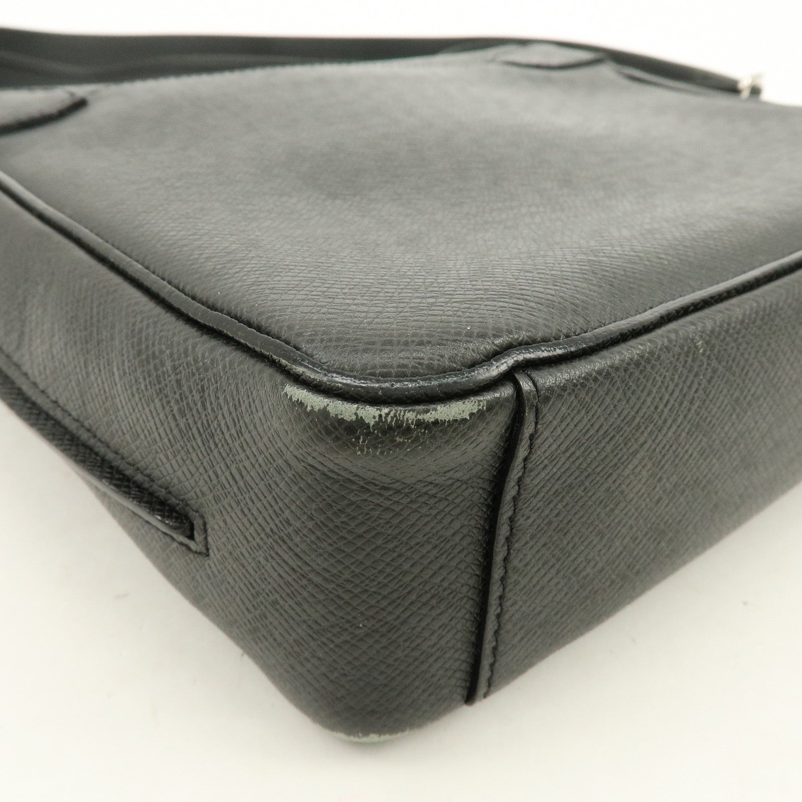 Louis Vuitton Taiga Leather Victor Shoulder Bag Ardoise M30142